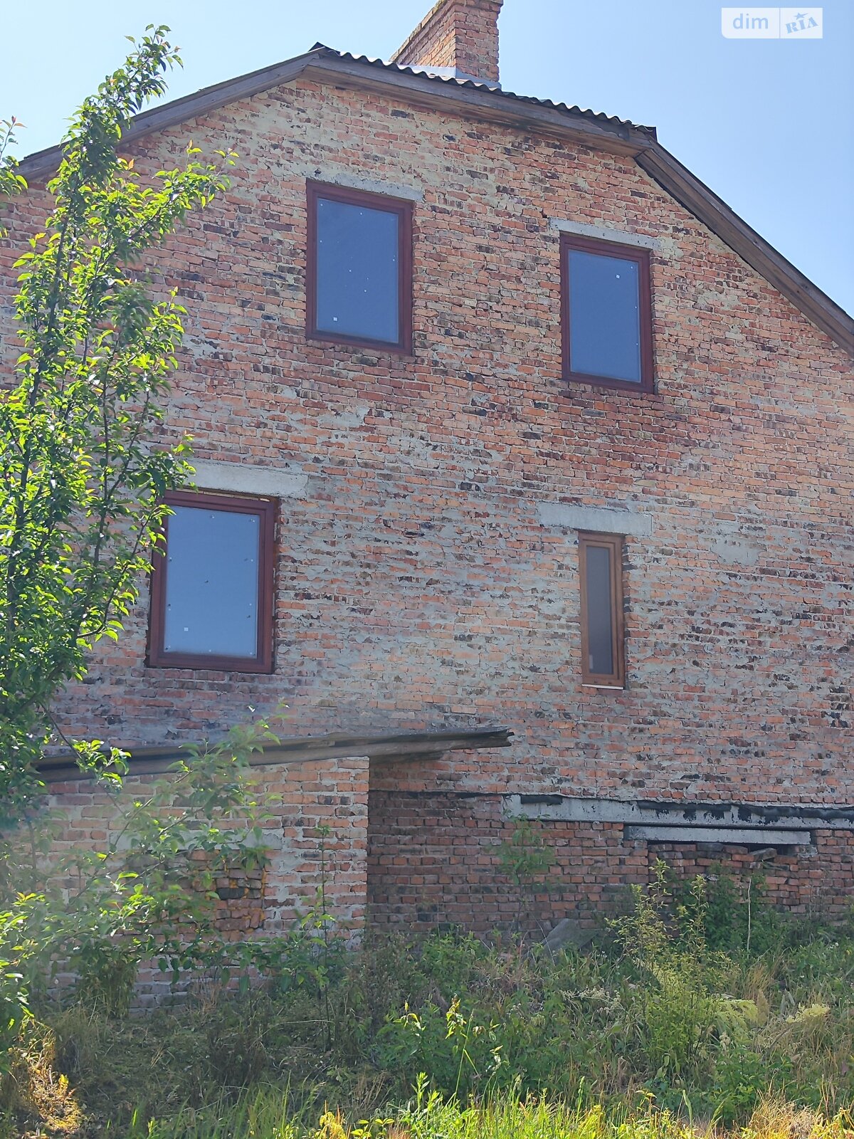 двухэтажный дом с гаражом, 235 кв. м, кирпич. Продажа в Карпиловке фото 1 двухэтажный дом с гаражом, 235 кв. м, кирпич. Продажа в Карпиловке фото 1