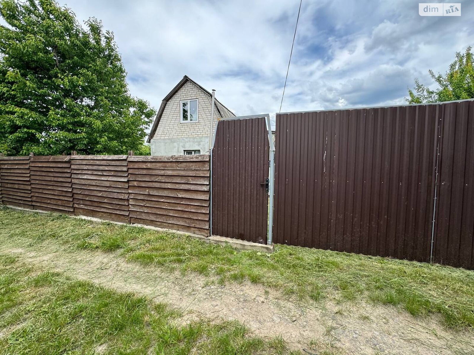двоповерховий будинок з опаленням, 40 кв. м, кирпич. Продаж у Карпівцях фото 1 двоповерховий будинок з опаленням, 40 кв. м, кирпич. Продаж у Карпівцях фото 1