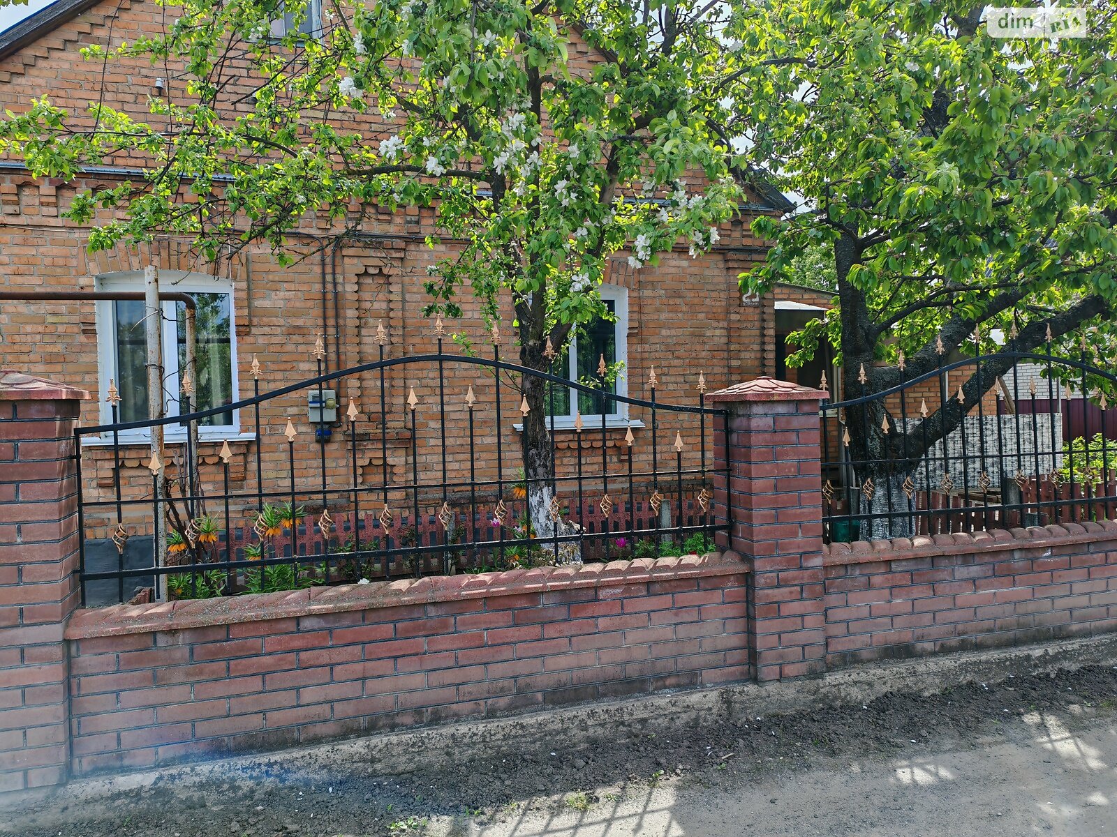 одноэтажный дом с гаражом, 99.6 кв. м, кирпич. Продажа в Казатине район Казатин фото 1 одноэтажный дом с гаражом, 99.6 кв. м, кирпич. Продажа в Казатине район Казатин фото 1