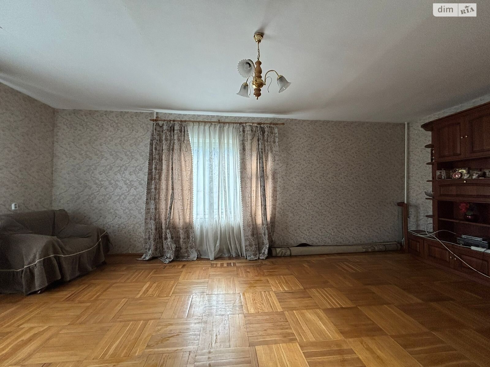 двухэтажный дом с верандой, 339.9 кв. м, кирпич. Продажа в Казатине район Казатин фото 1 двухэтажный дом с верандой, 339.9 кв. м, кирпич. Продажа в Казатине район Казатин фото 1