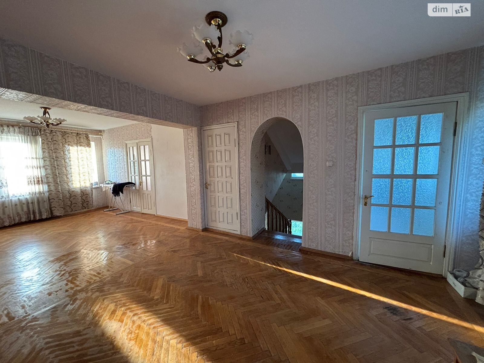 двухэтажный дом с верандой, 339.9 кв. м, кирпич. Продажа в Казатине район Казатин фото 1 двухэтажный дом с верандой, 339.9 кв. м, кирпич. Продажа в Казатине район Казатин фото 1