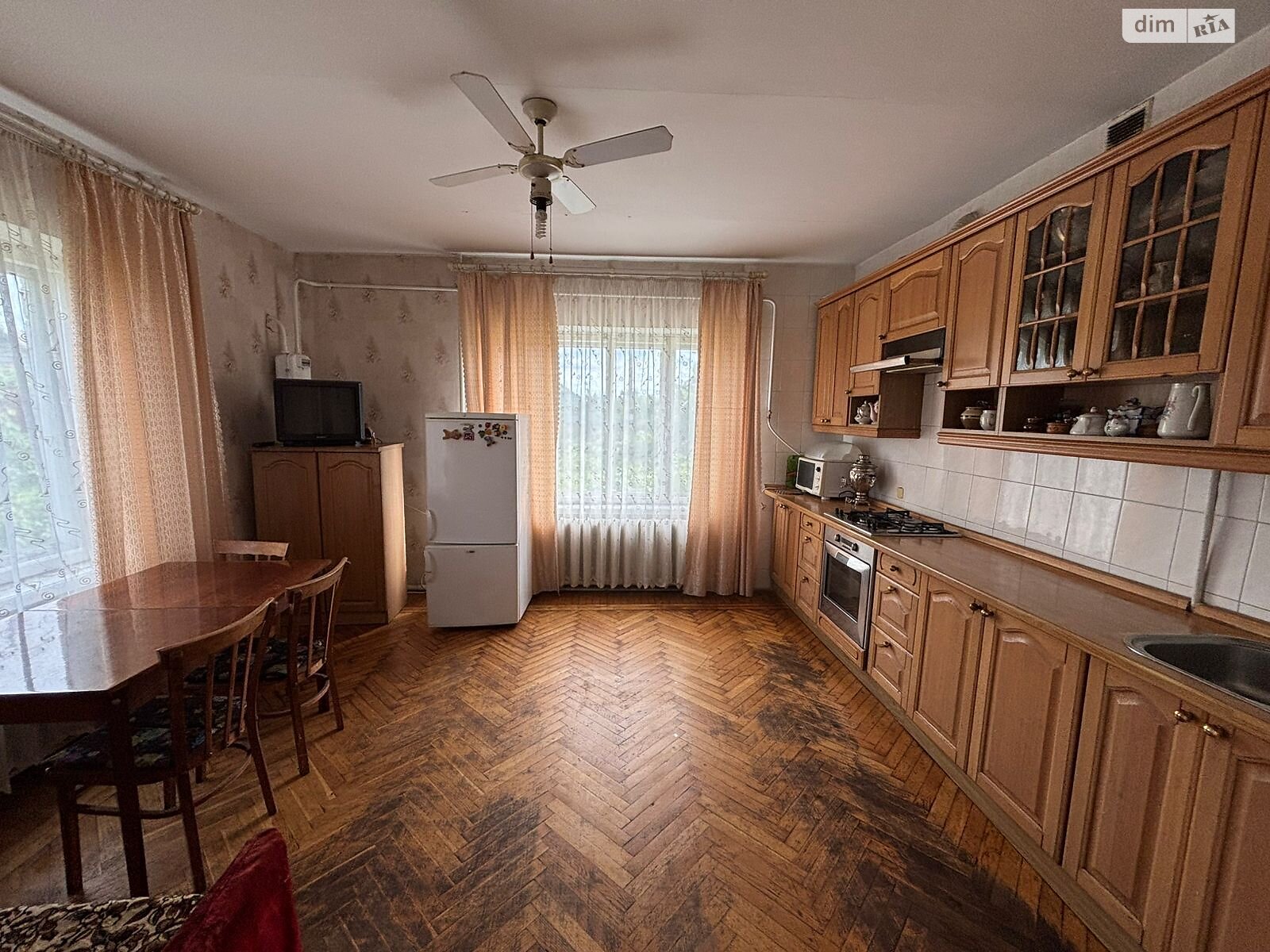 двухэтажный дом с верандой, 339.9 кв. м, кирпич. Продажа в Казатине район Казатин фото 1 двухэтажный дом с верандой, 339.9 кв. м, кирпич. Продажа в Казатине район Казатин фото 1