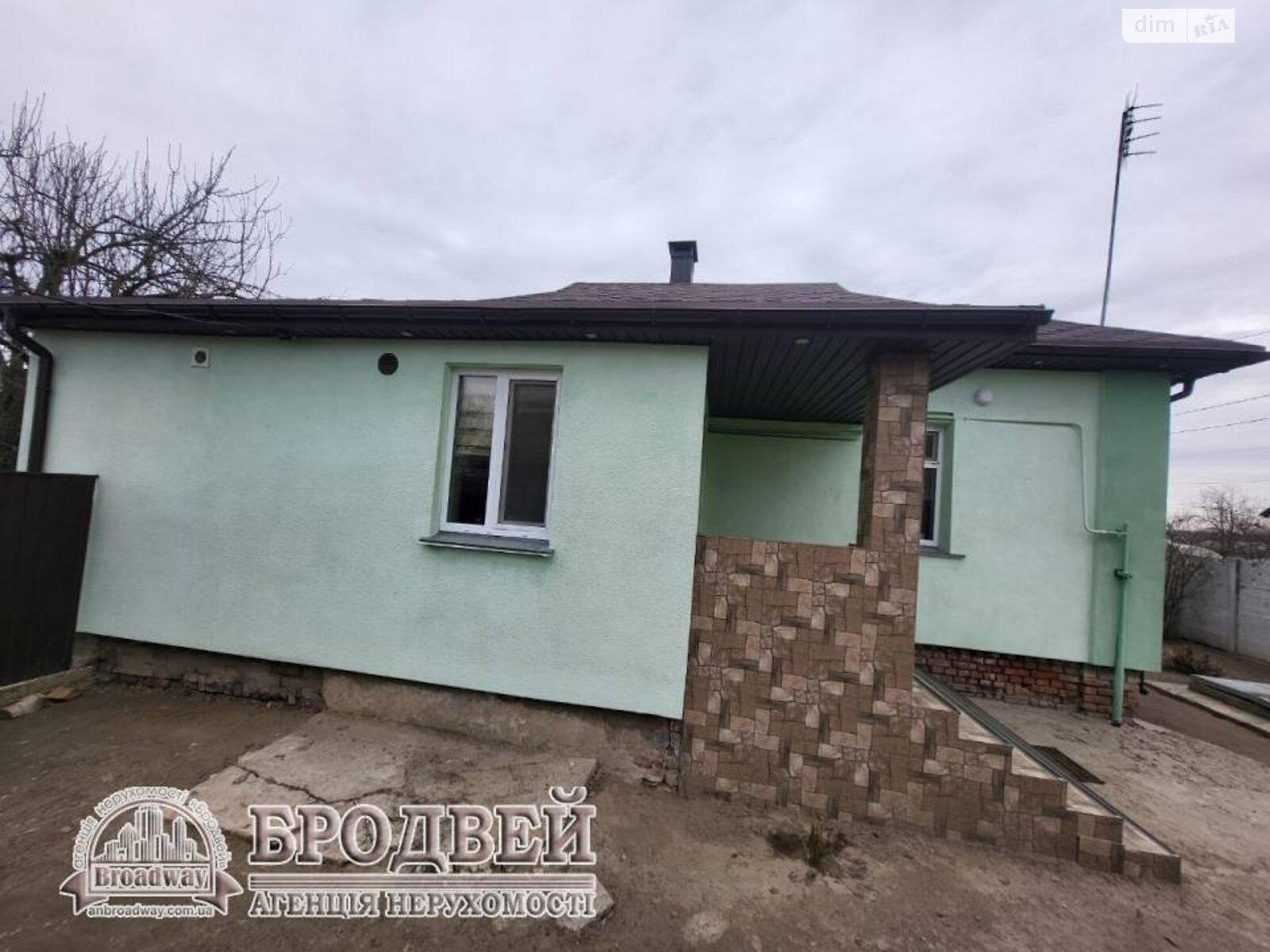 одноповерховий будинок, 62 кв. м, кирпич. Продаж у Киїнці фото 1