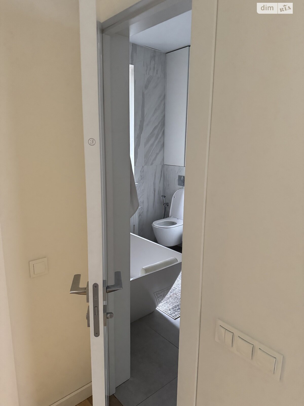 двухэтажный дом с гаражом, 147 кв. м, газобетон. Продажа в Киеве район Бортничи фото 1 двухэтажный дом с гаражом, 147 кв. м, газобетон. Продажа в Киеве район Бортничи фото 1