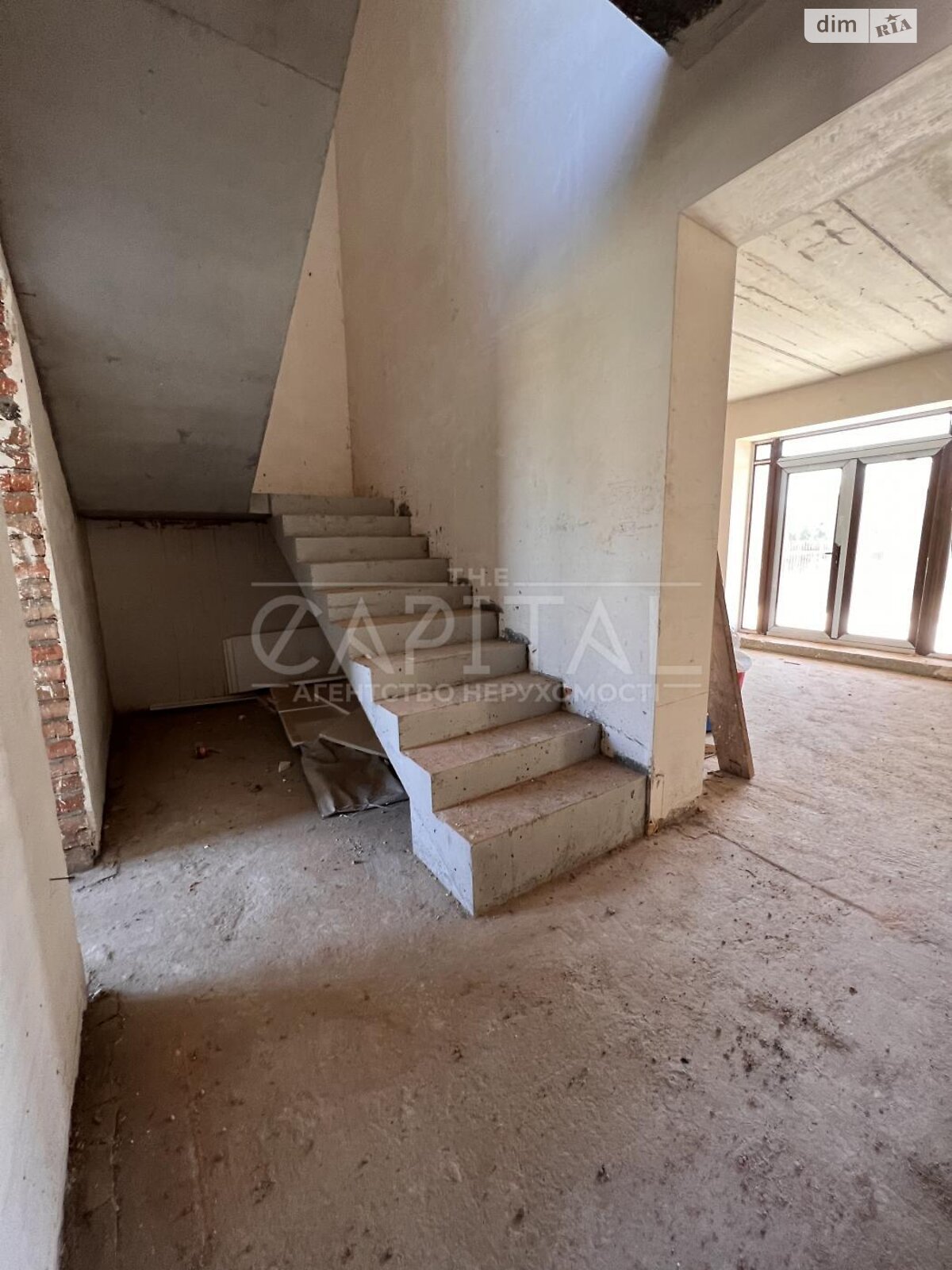 двоповерховий будинок з гаражем, 221 кв. м, цегла. Продаж у Києві фото 1 двоповерховий будинок з гаражем, 221 кв. м, цегла. Продаж у Києві фото 1
