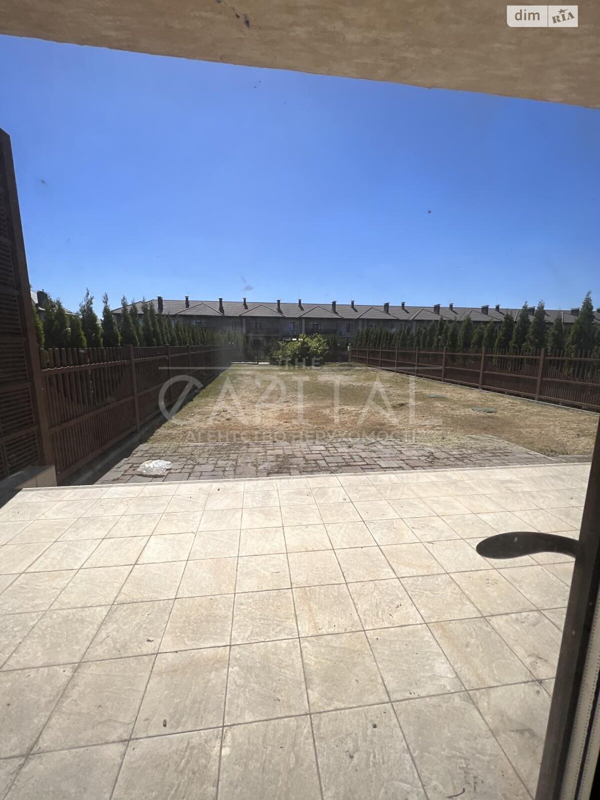 двоповерховий будинок з гаражем, 221 кв. м, цегла. Продаж у Києві фото 1 двоповерховий будинок з гаражем, 221 кв. м, цегла. Продаж у Києві фото 1