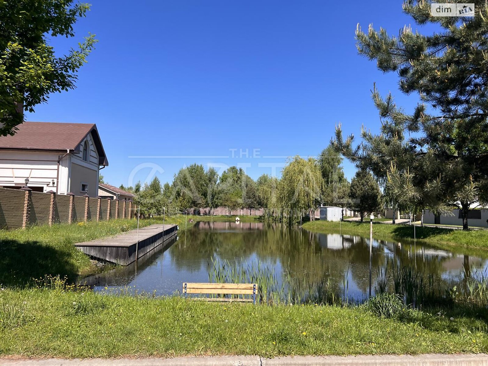 двоповерховий будинок з гаражем, 221 кв. м, цегла. Продаж у Києві фото 1 двоповерховий будинок з гаражем, 221 кв. м, цегла. Продаж у Києві фото 1