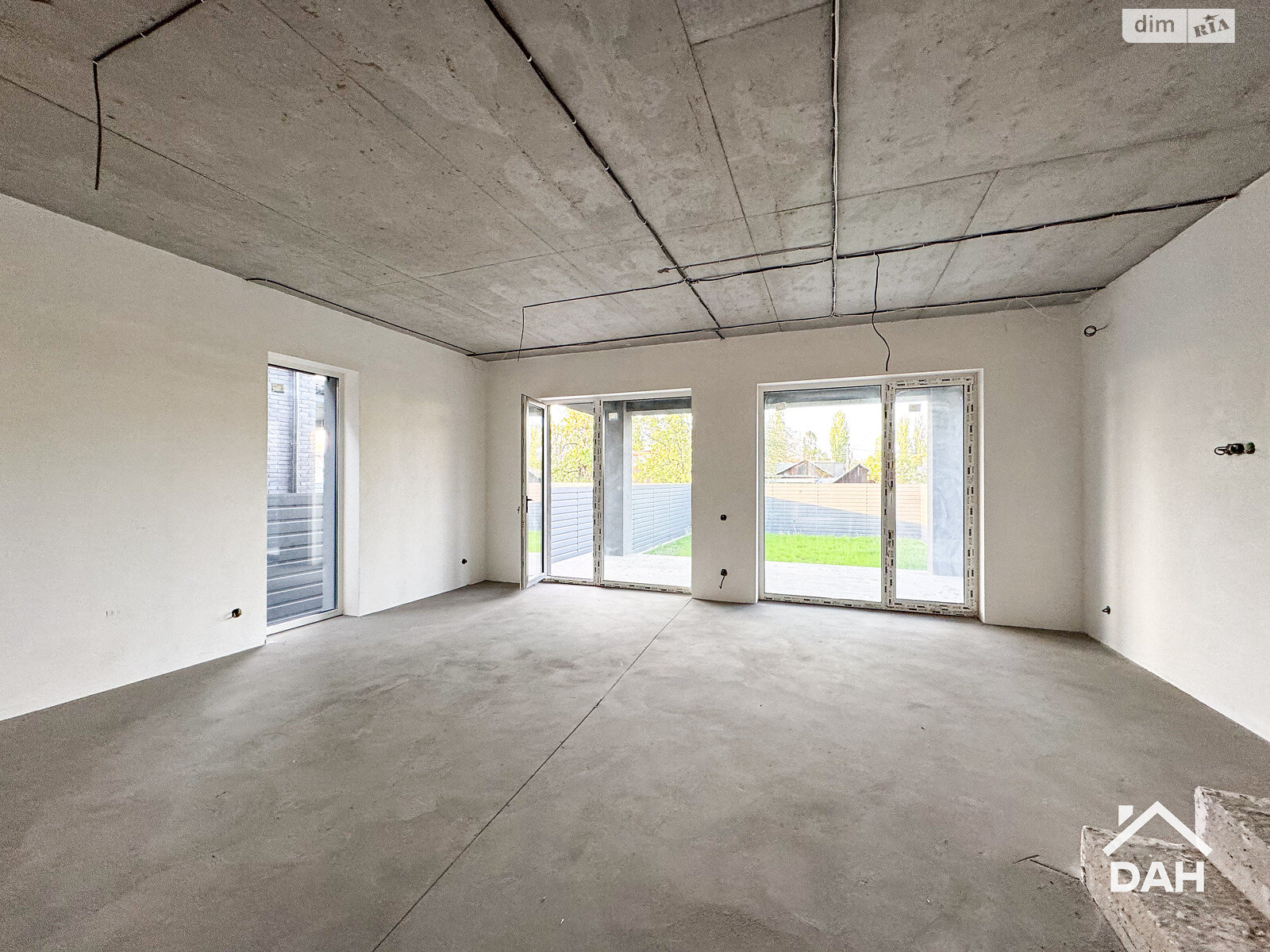 двоповерховий будинок з опаленням, 220 кв. м, цегла. Продаж в Києві, район Академмістечко фото 1 двоповерховий будинок з опаленням, 220 кв. м, цегла. Продаж в Києві, район Академмістечко фото 1