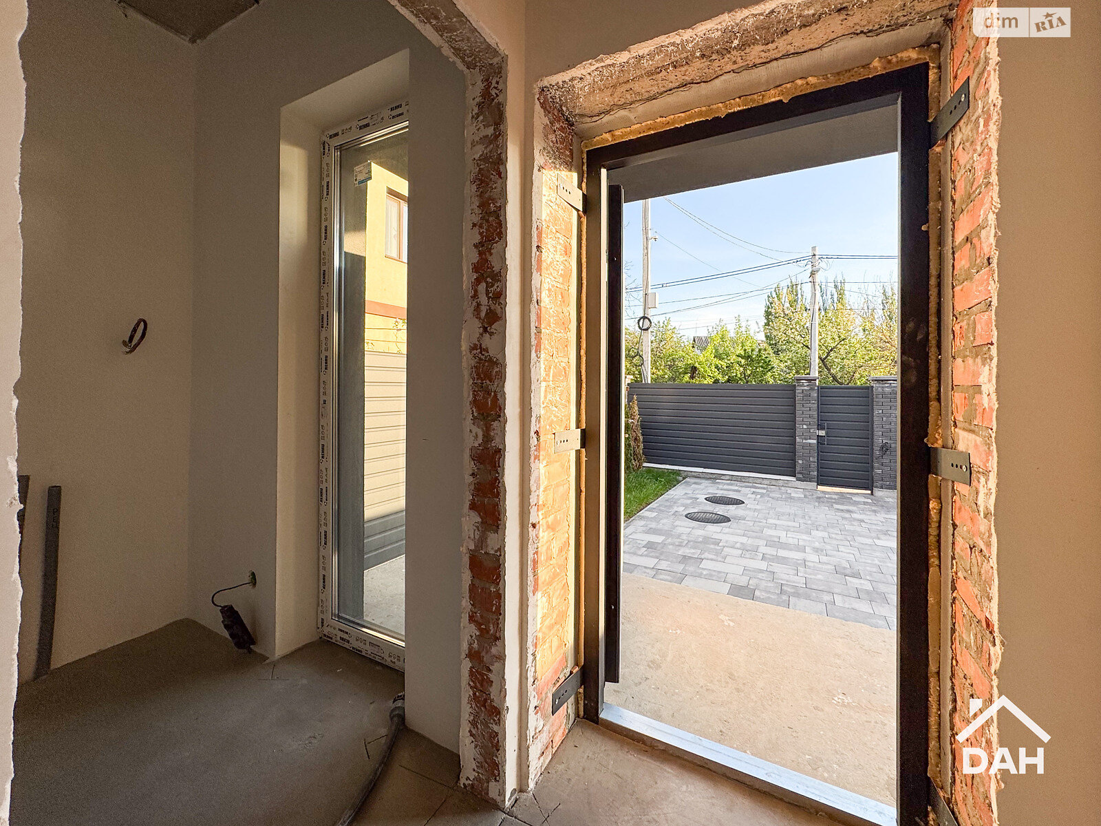 двоповерховий будинок з опаленням, 220 кв. м, цегла. Продаж в Києві, район Академмістечко фото 1 двоповерховий будинок з опаленням, 220 кв. м, цегла. Продаж в Києві, район Академмістечко фото 1