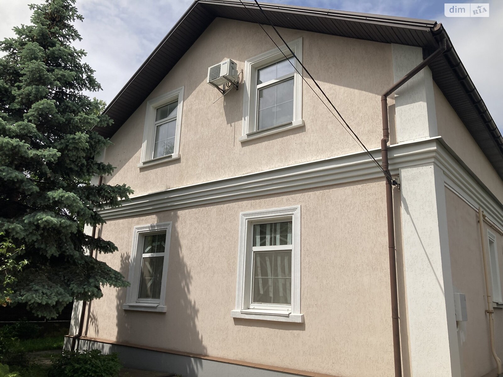 двухэтажный дом с мансардой, 248.7 кв. м, термоблок. Продажа в Киеве район Академгородок фото 1 двухэтажный дом с мансардой, 248.7 кв. м, термоблок. Продажа в Киеве район Академгородок фото 1