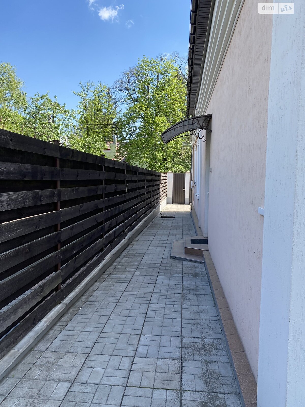двухэтажный дом с мансардой, 248.7 кв. м, термоблок. Продажа в Киеве район Академгородок фото 1 двухэтажный дом с мансардой, 248.7 кв. м, термоблок. Продажа в Киеве район Академгородок фото 1