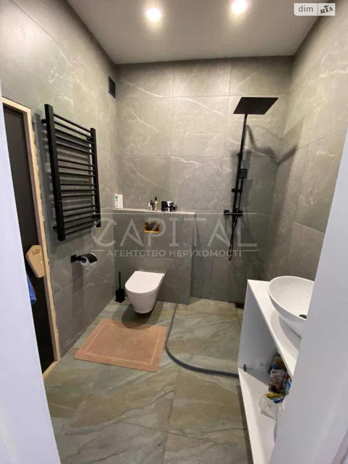 двоповерховий будинок з мансардою, 185 кв. м, цегла. Продаж у Києві фото 1 двоповерховий будинок з мансардою, 185 кв. м, цегла. Продаж у Києві фото 1