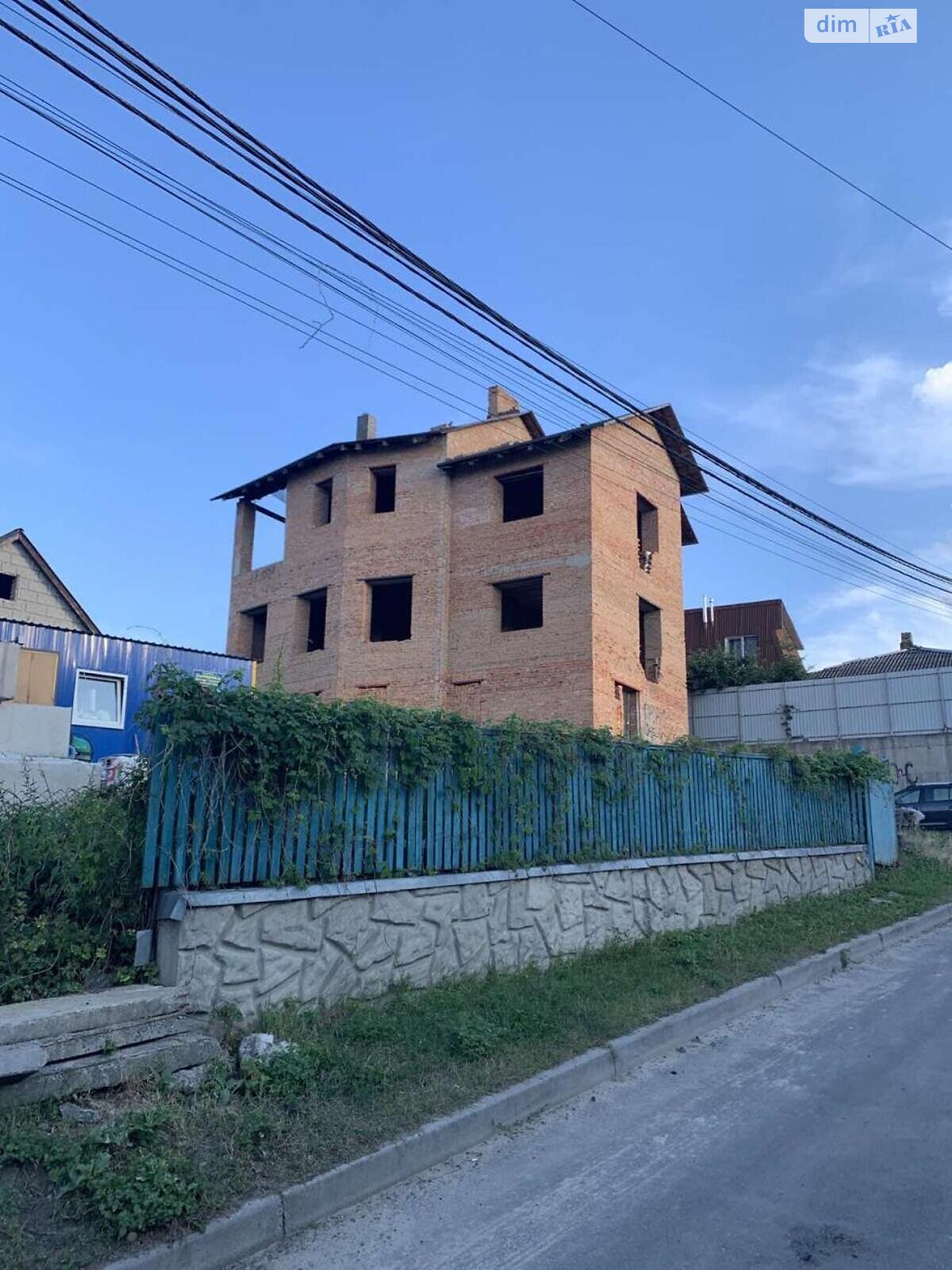 трехэтажный дом, 440 кв. м, кирпич. Продажа в Киеве район Батыева Гора фото 1