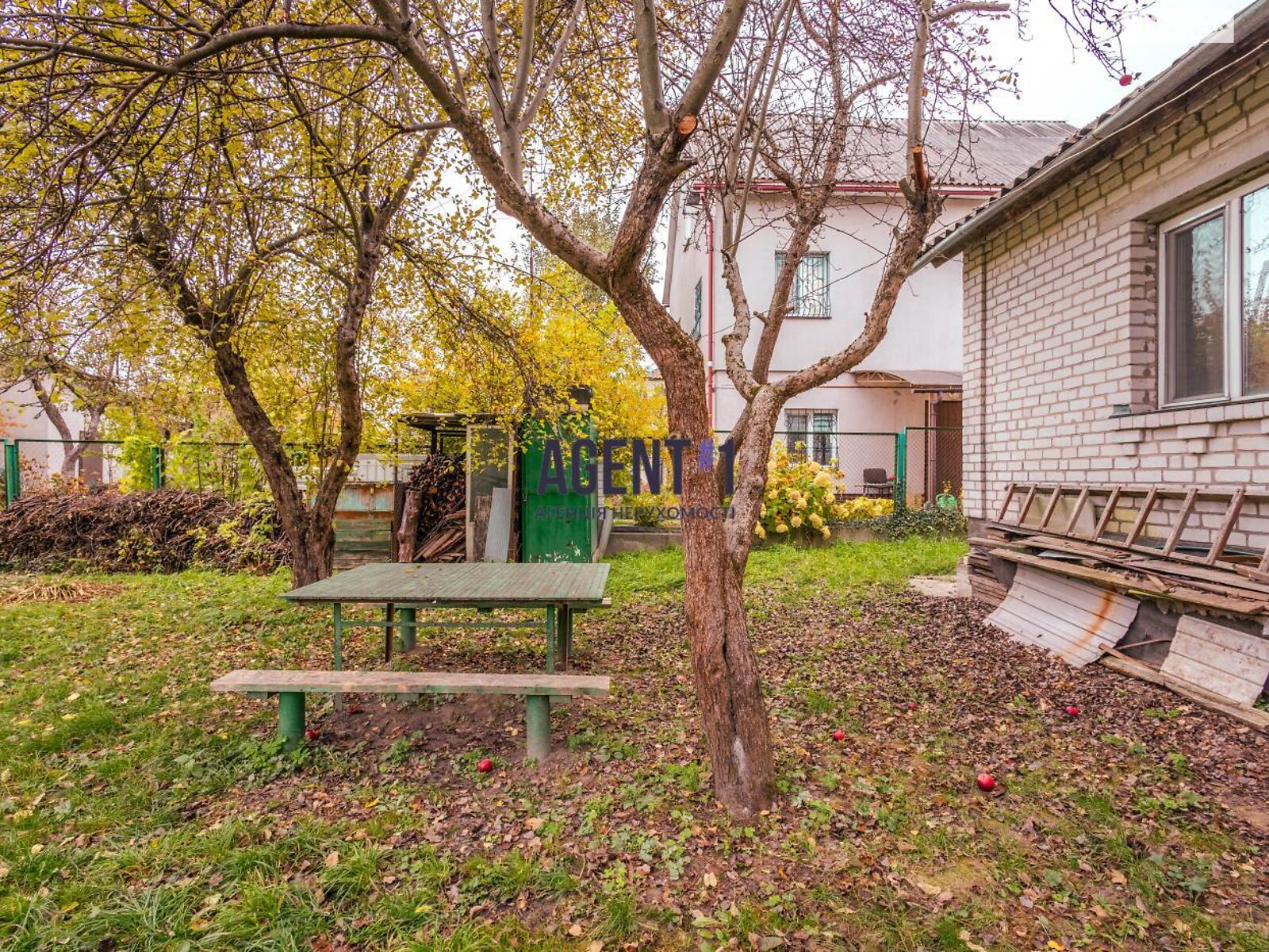 двоповерховий будинок з опаленням, 79.1 кв. м, цегла. Продаж у Києві фото 1 двоповерховий будинок з опаленням, 79.1 кв. м, цегла. Продаж у Києві фото 1