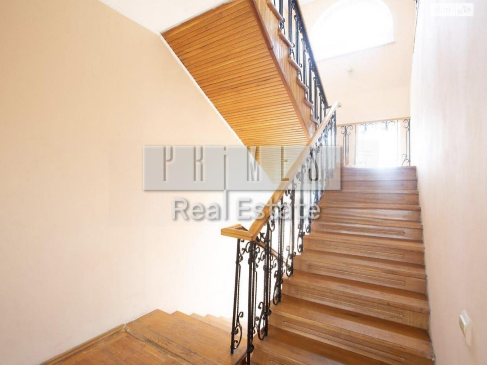 трехэтажный дом с верандой, 236.5 кв. м, кирпич. Продажа в Киеве район Березняки фото 1 трехэтажный дом с верандой, 236.5 кв. м, кирпич. Продажа в Киеве район Березняки фото 1