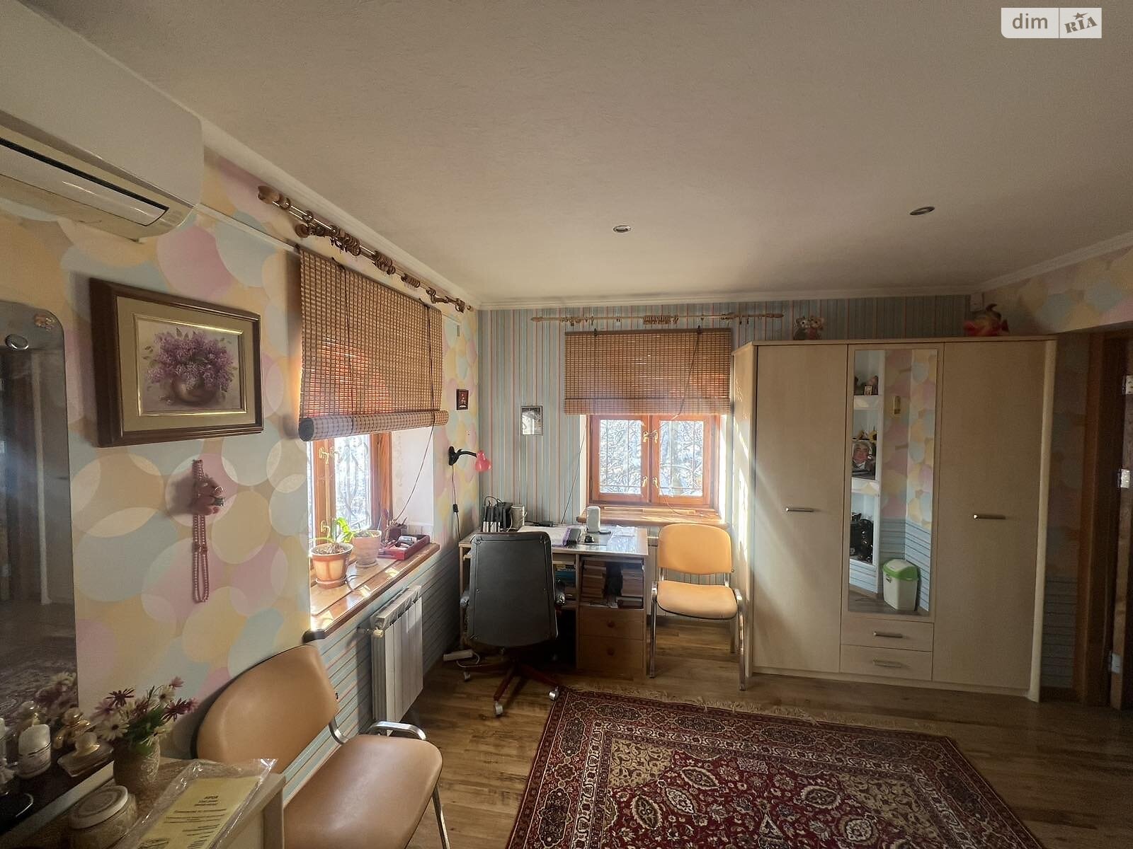 трехэтажный дом с балконом, 134 кв. м, кирпич силикатный. Продажа в Киеве район Берковец фото 1 трехэтажный дом с балконом, 134 кв. м, кирпич силикатный. Продажа в Киеве район Берковец фото 1