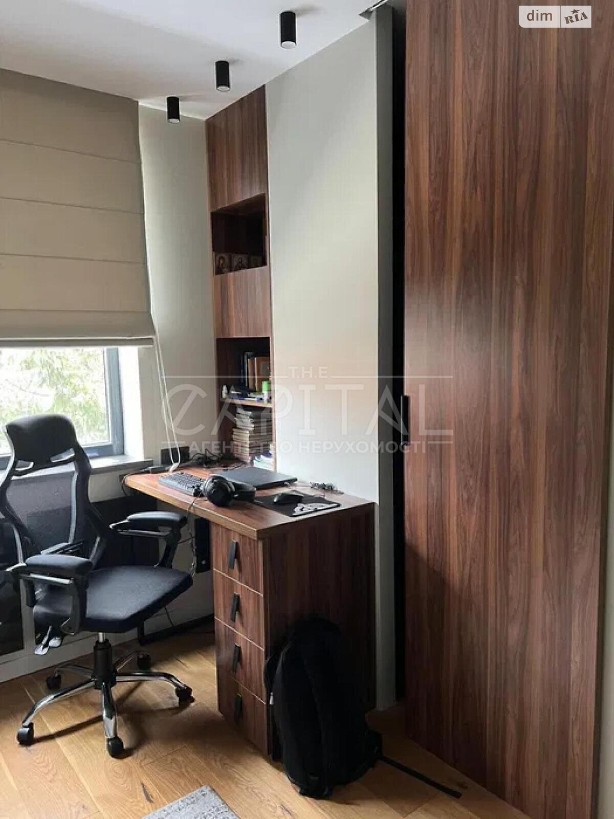 двоповерховий будинок з балконом, 145 кв. м, цегла. Продаж у Києві фото 1 двоповерховий будинок з балконом, 145 кв. м, цегла. Продаж у Києві фото 1