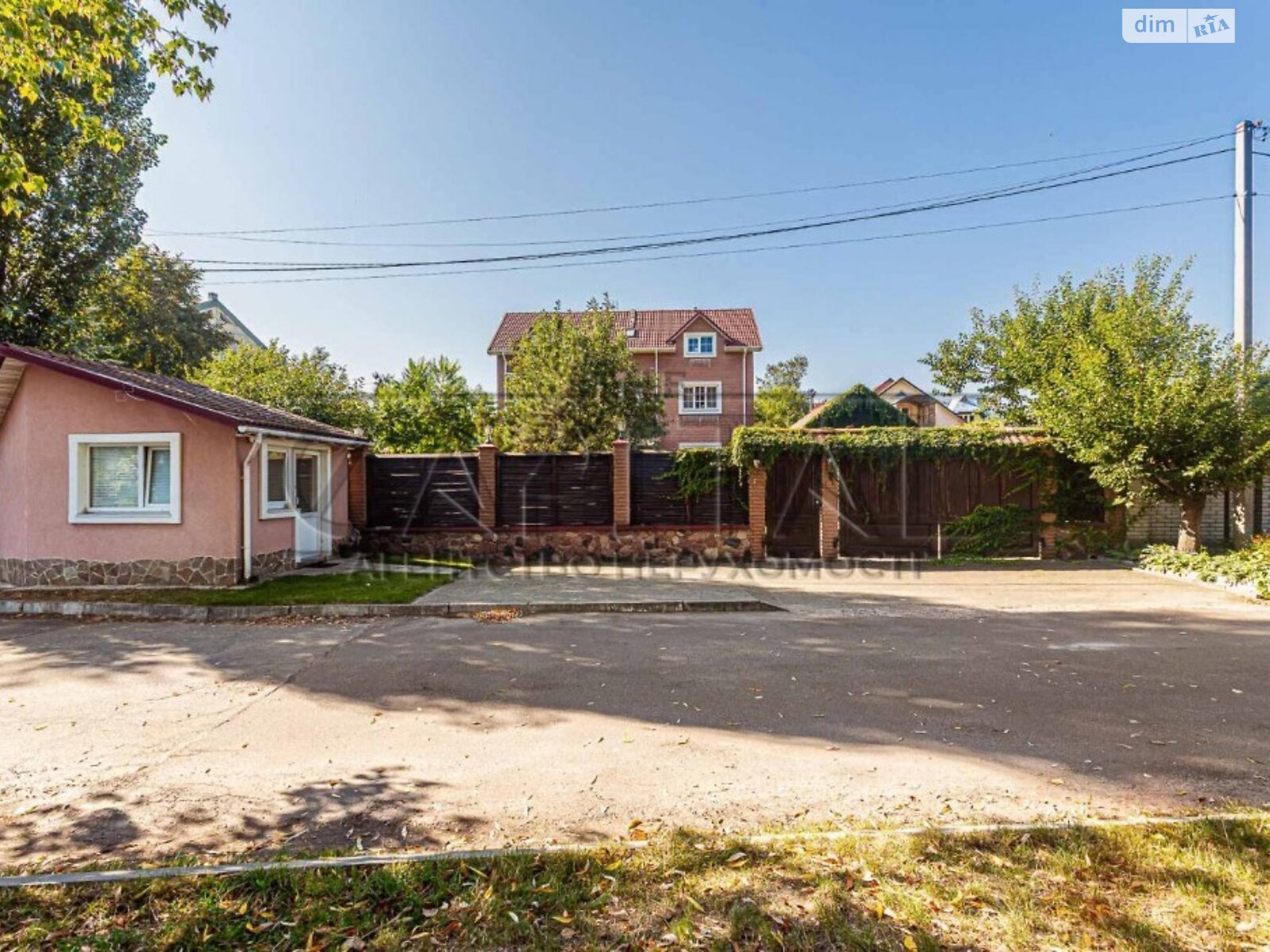 трехэтажный дом веранда, 233 кв. м, кирпич. Продажа в Киеве район Борщаговка фото 1