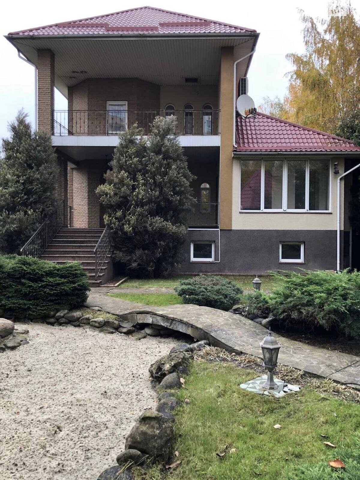 трехэтажный дом с гаражом, 450 кв. м, кирпич. Продажа в Киеве район Борщаговка фото 1