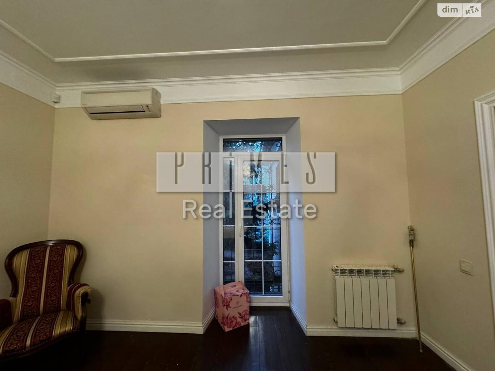 триповерховий будинок з верандою, 350 кв. м, цегла. Продаж в Києві, район Борщагівка фото 1 триповерховий будинок з верандою, 350 кв. м, цегла. Продаж в Києві, район Борщагівка фото 1