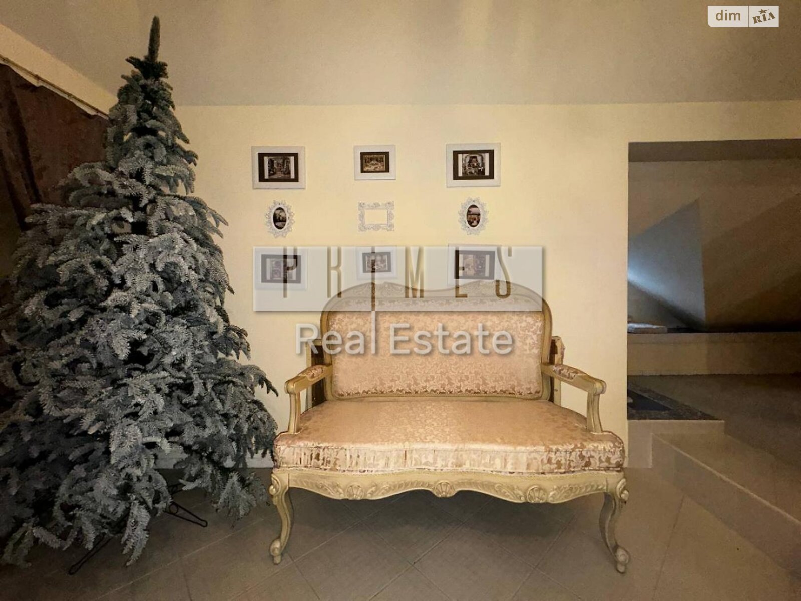 триповерховий будинок з верандою, 350 кв. м, цегла. Продаж в Києві, район Борщагівка фото 1 триповерховий будинок з верандою, 350 кв. м, цегла. Продаж в Києві, район Борщагівка фото 1