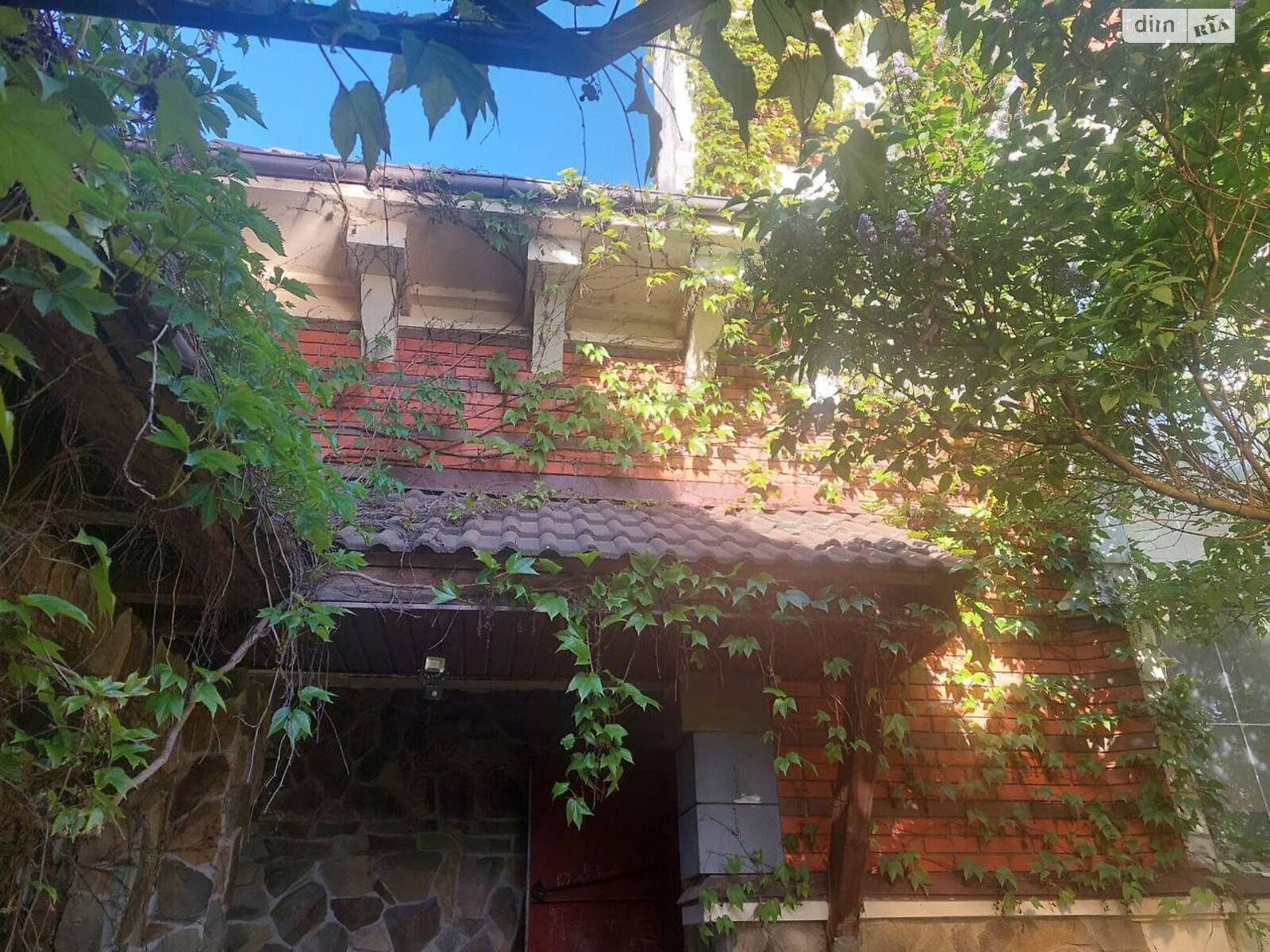 трехэтажный дом с верандой, 396.4 кв. м, термоблок. Продажа в Киеве район Бортничи фото 1 трехэтажный дом с верандой, 396.4 кв. м, термоблок. Продажа в Киеве район Бортничи фото 1