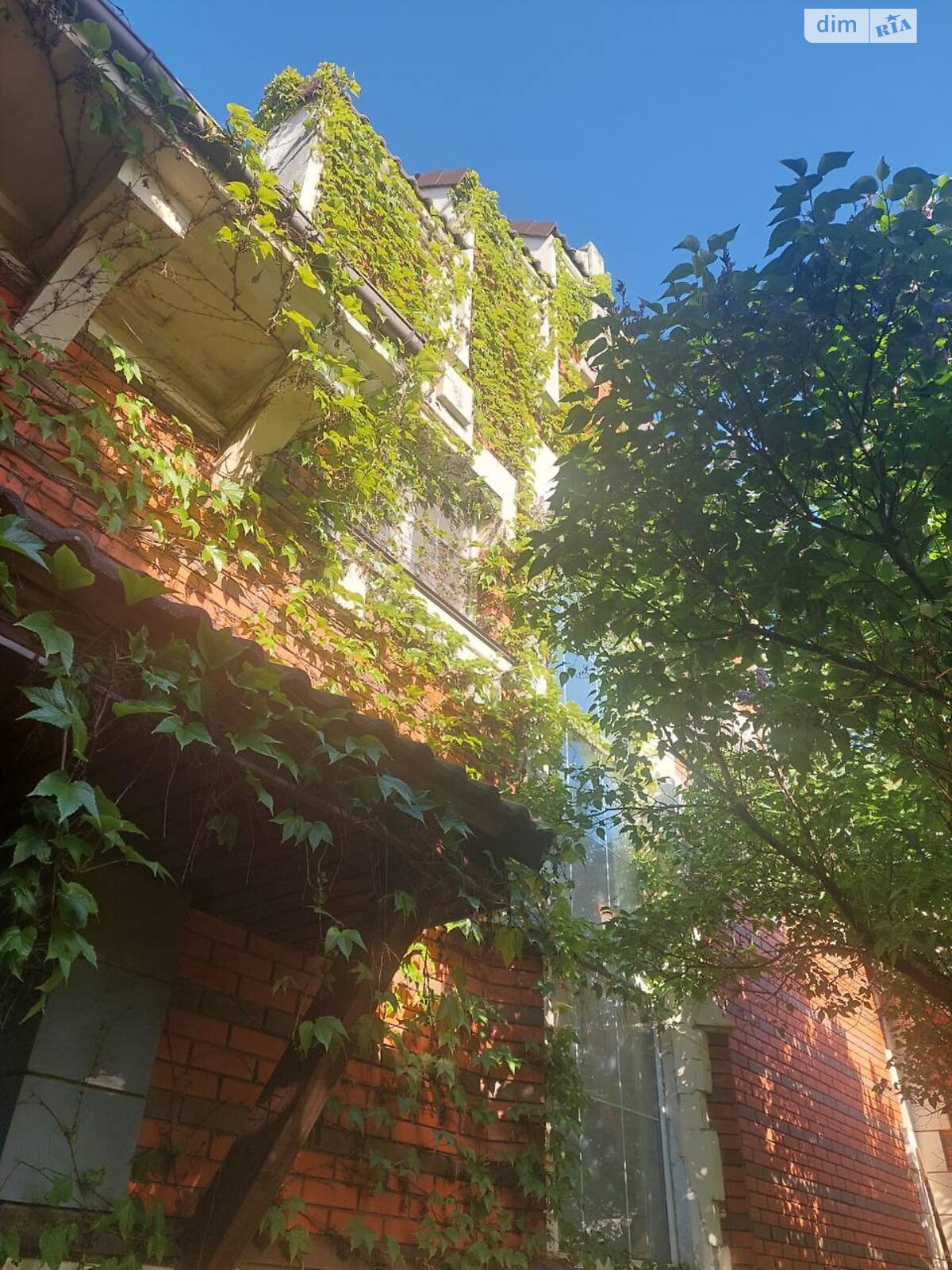 трехэтажный дом с верандой, 396.4 кв. м, термоблок. Продажа в Киеве район Бортничи фото 1 трехэтажный дом с верандой, 396.4 кв. м, термоблок. Продажа в Киеве район Бортничи фото 1