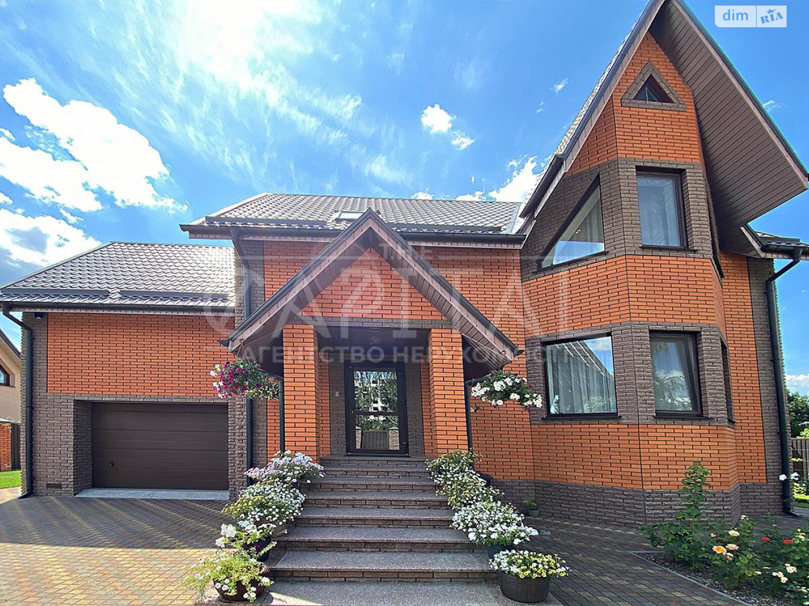 двоповерховий будинок з гаражем, 337 кв. м, цегла. Продаж в Києві, район Бортничі фото 1 двоповерховий будинок з гаражем, 337 кв. м, цегла. Продаж в Києві, район Бортничі фото 1