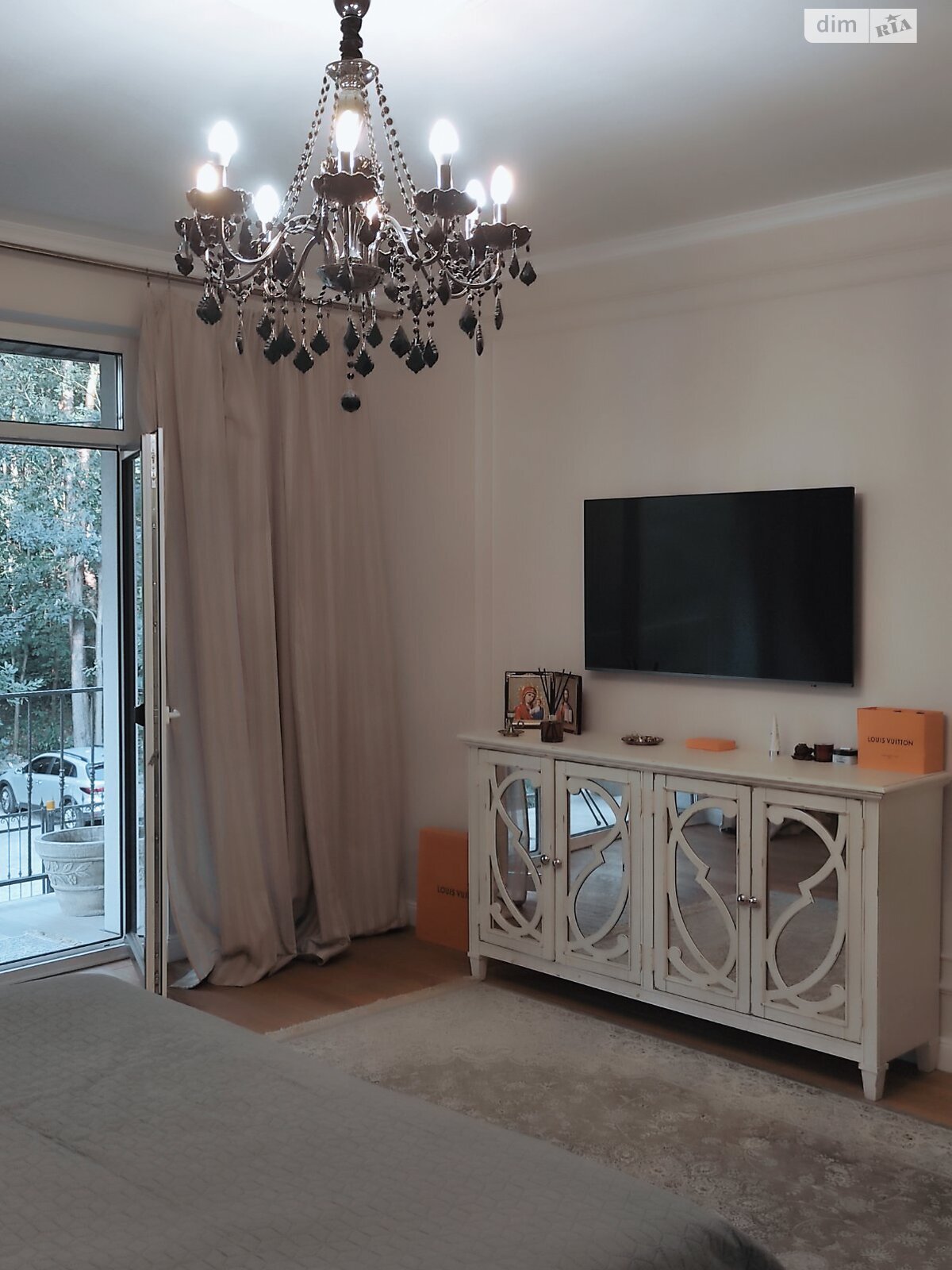 двухэтажный дом с мебелью, 260 кв. м, монолитно-кирпичный. Продажа в Киеве район Бортничи фото 1