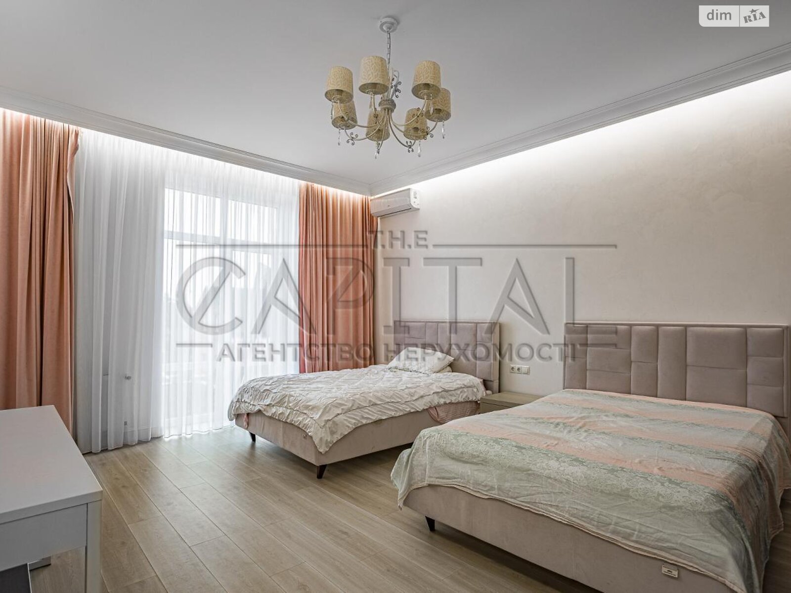 трехэтажный дом, 550 кв. м, кирпич. Продажа в Киеве район Бортничи фото 1 трехэтажный дом, 550 кв. м, кирпич. Продажа в Киеве район Бортничи фото 1