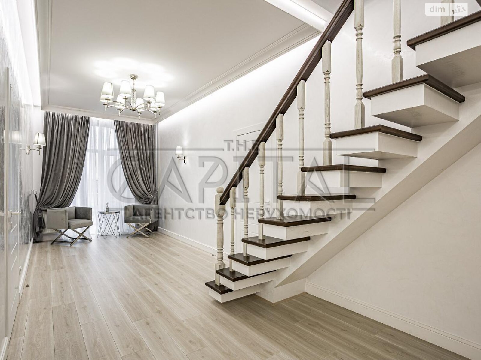 трехэтажный дом, 550 кв. м, кирпич. Продажа в Киеве район Бортничи фото 1 трехэтажный дом, 550 кв. м, кирпич. Продажа в Киеве район Бортничи фото 1