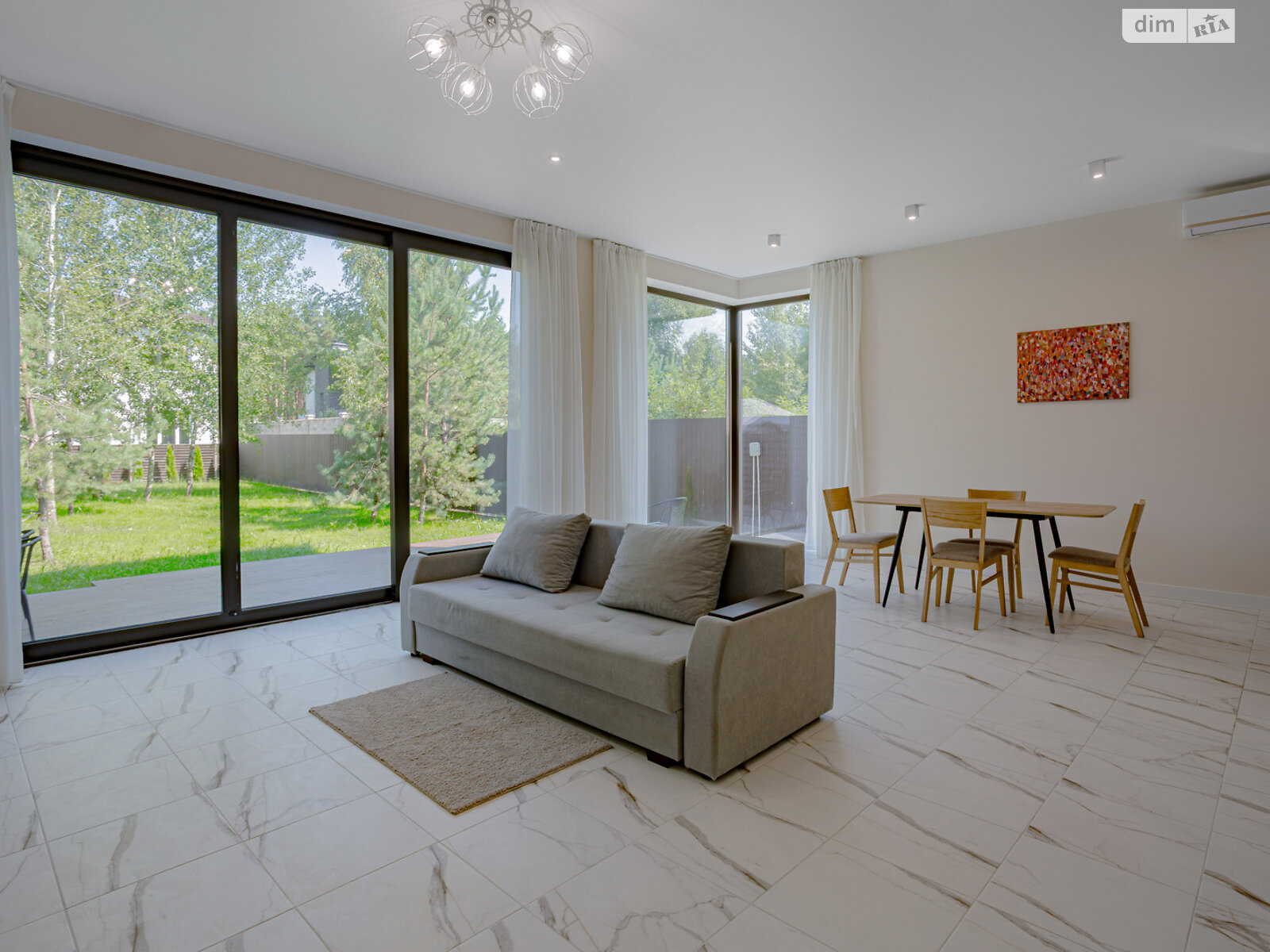 двоповерховий будинок з ремонтом, 166 кв. м, монолитно-каркасный. Продаж в Києві, район Биківня фото 1 двоповерховий будинок з ремонтом, 166 кв. м, монолитно-каркасный. Продаж в Києві, район Биківня фото 1