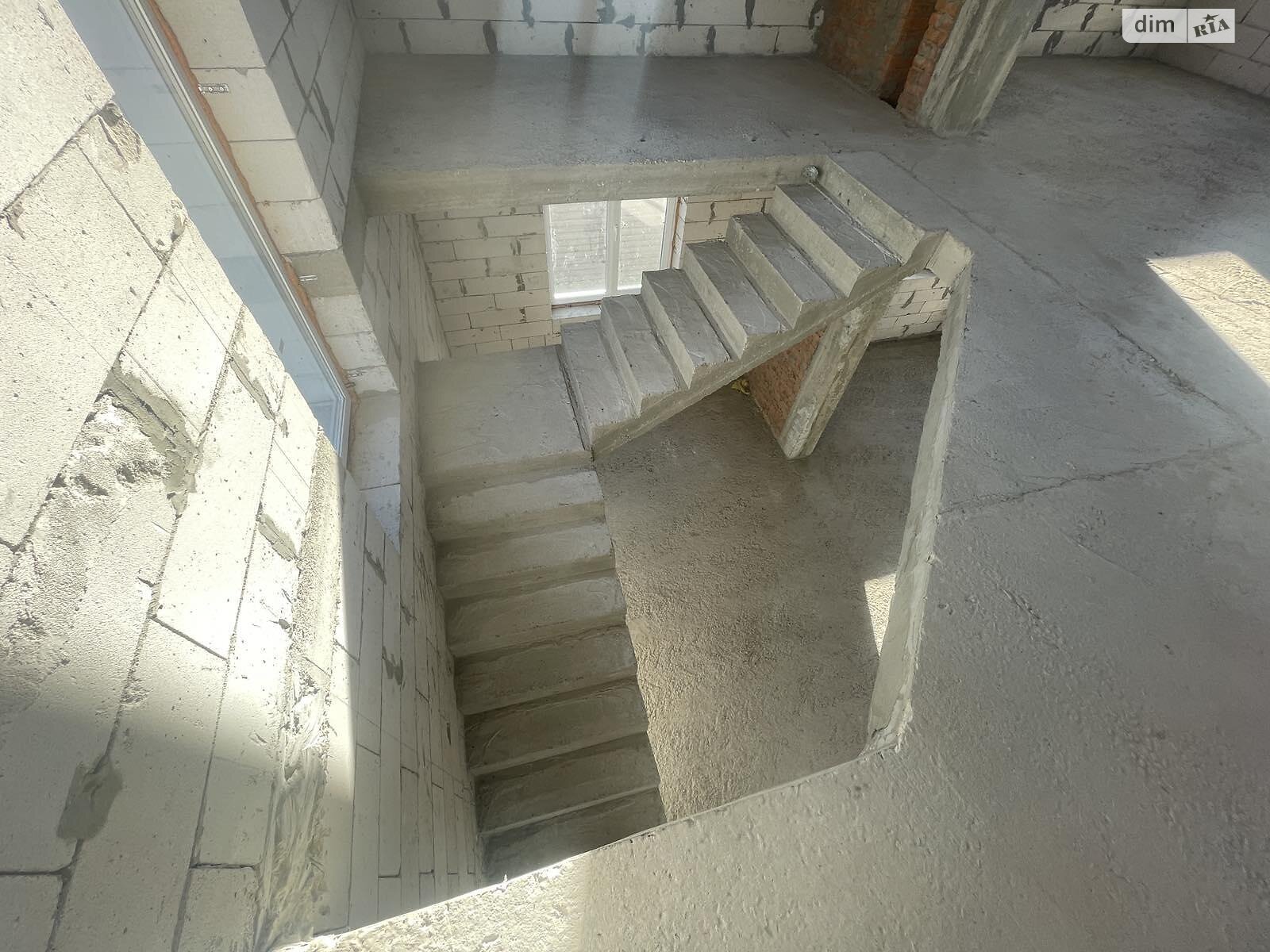 двухэтажный дом, 120 кв. м, газобетон. Продажа в Киеве район Быковня фото 1