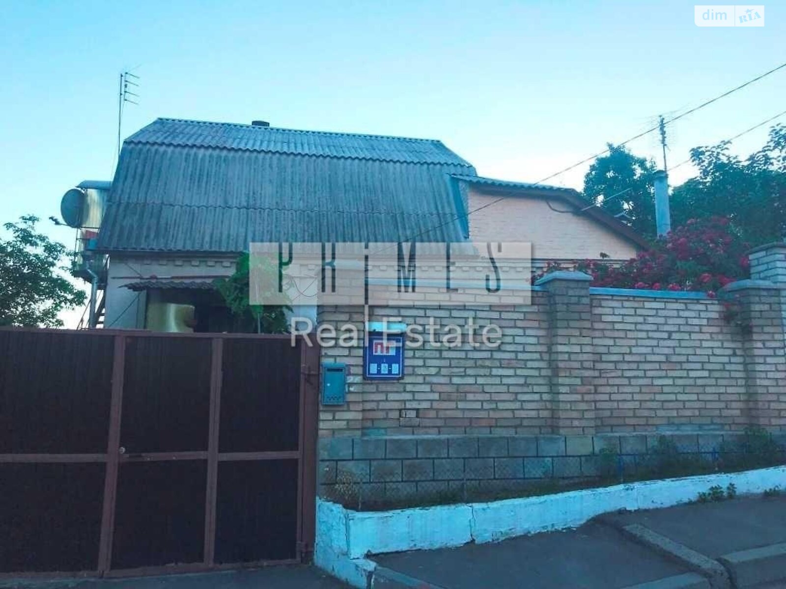 двухэтажный дом веранда, 120 кв. м, кирпич. Продажа в Киеве район Черная Гора фото 1