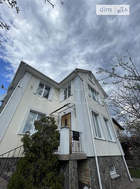 трехэтажный дом с гаражом, 455 кв. м, кирпич. Продажа в Киеве район Дарницкий фото 1 трехэтажный дом с гаражом, 455 кв. м, кирпич. Продажа в Киеве район Дарницкий фото 1
