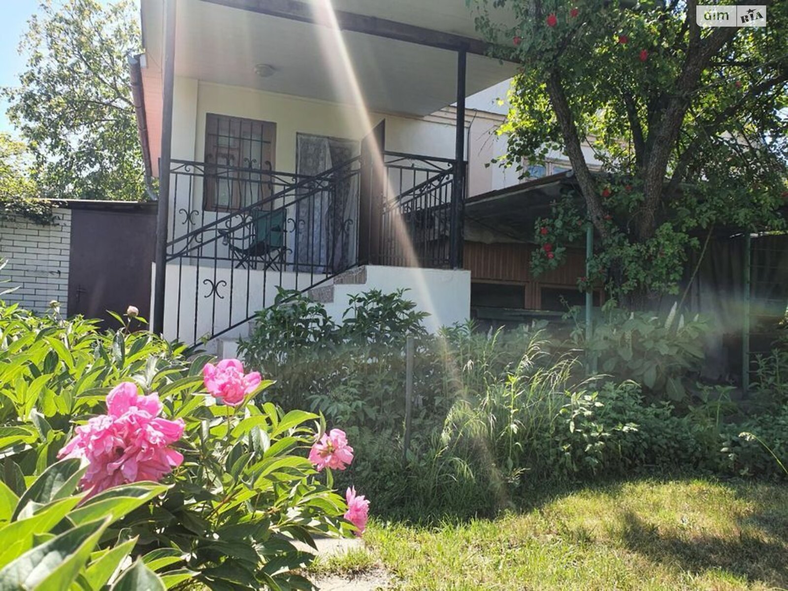 двухэтажный дом с верандой, 70 кв. м, кирпич. Продажа в Киеве район Дарницкий фото 1 двухэтажный дом с верандой, 70 кв. м, кирпич. Продажа в Киеве район Дарницкий фото 1
