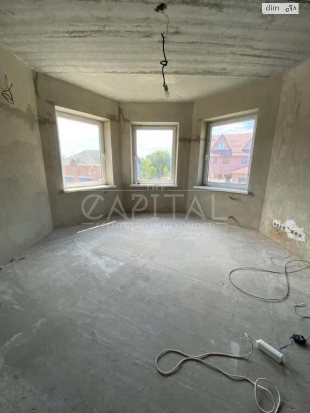 трехэтажный дом, 520 кв. м, кирпич. Продажа в Киеве район Дарницкий фото 1 трехэтажный дом, 520 кв. м, кирпич. Продажа в Киеве район Дарницкий фото 1