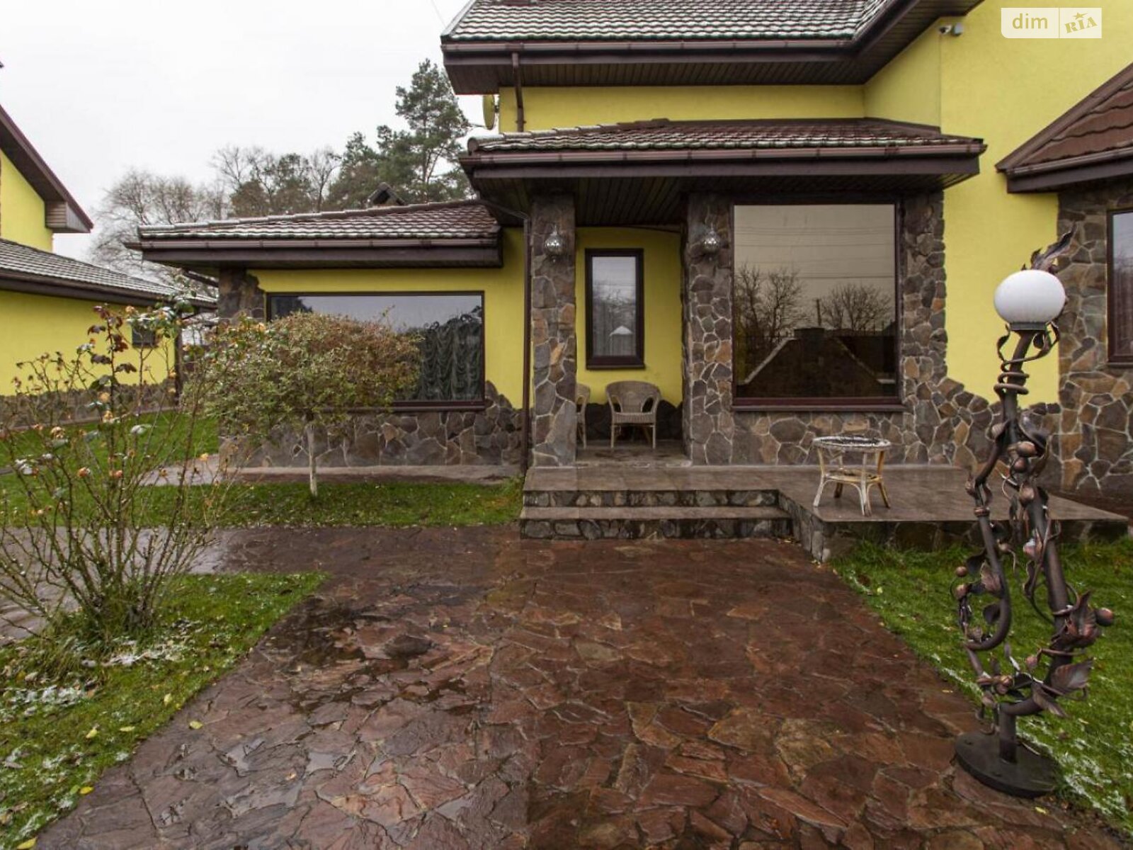 двухэтажный дом с верандой, 233 кв. м, кирпич. Продажа в Киеве район Дарницкий фото 1 двухэтажный дом с верандой, 233 кв. м, кирпич. Продажа в Киеве район Дарницкий фото 1