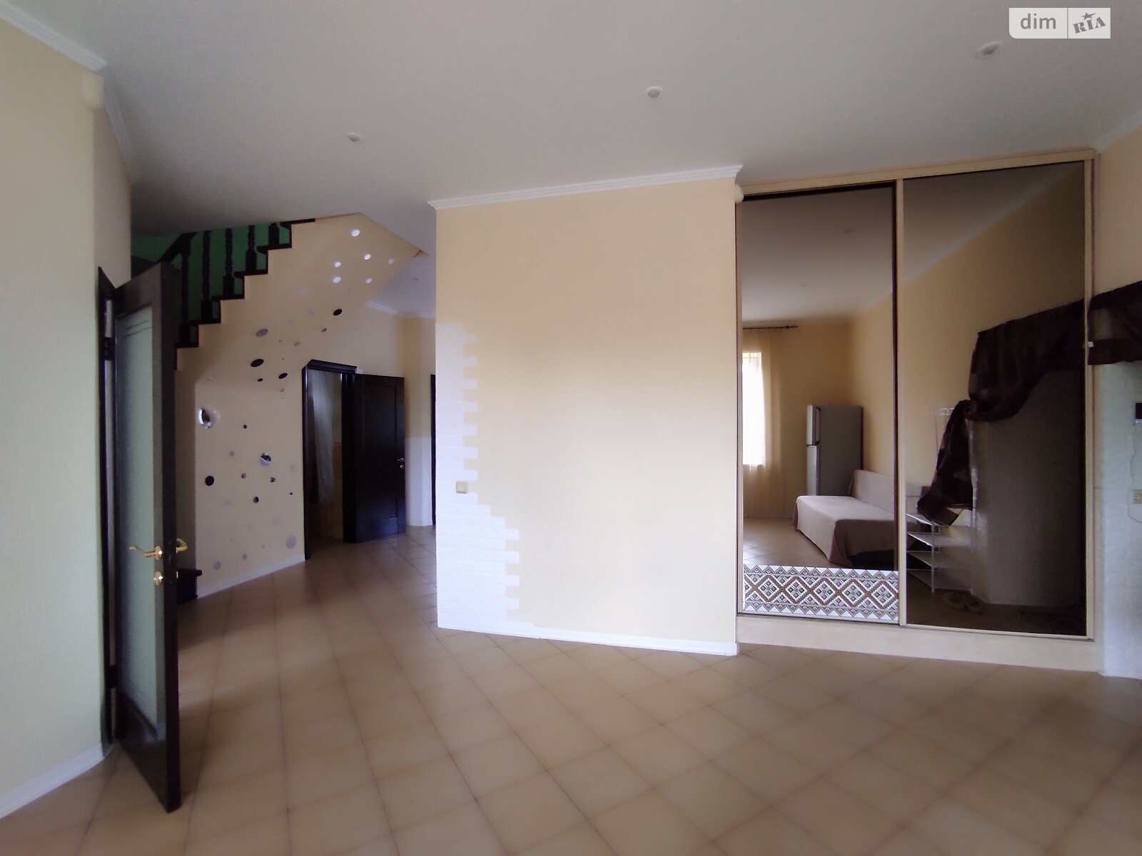 двоповерховий будинок з гаражем, 258 кв. м, цегла. Продаж в Києві, район Дарницький фото 1 двоповерховий будинок з гаражем, 258 кв. м, цегла. Продаж в Києві, район Дарницький фото 1