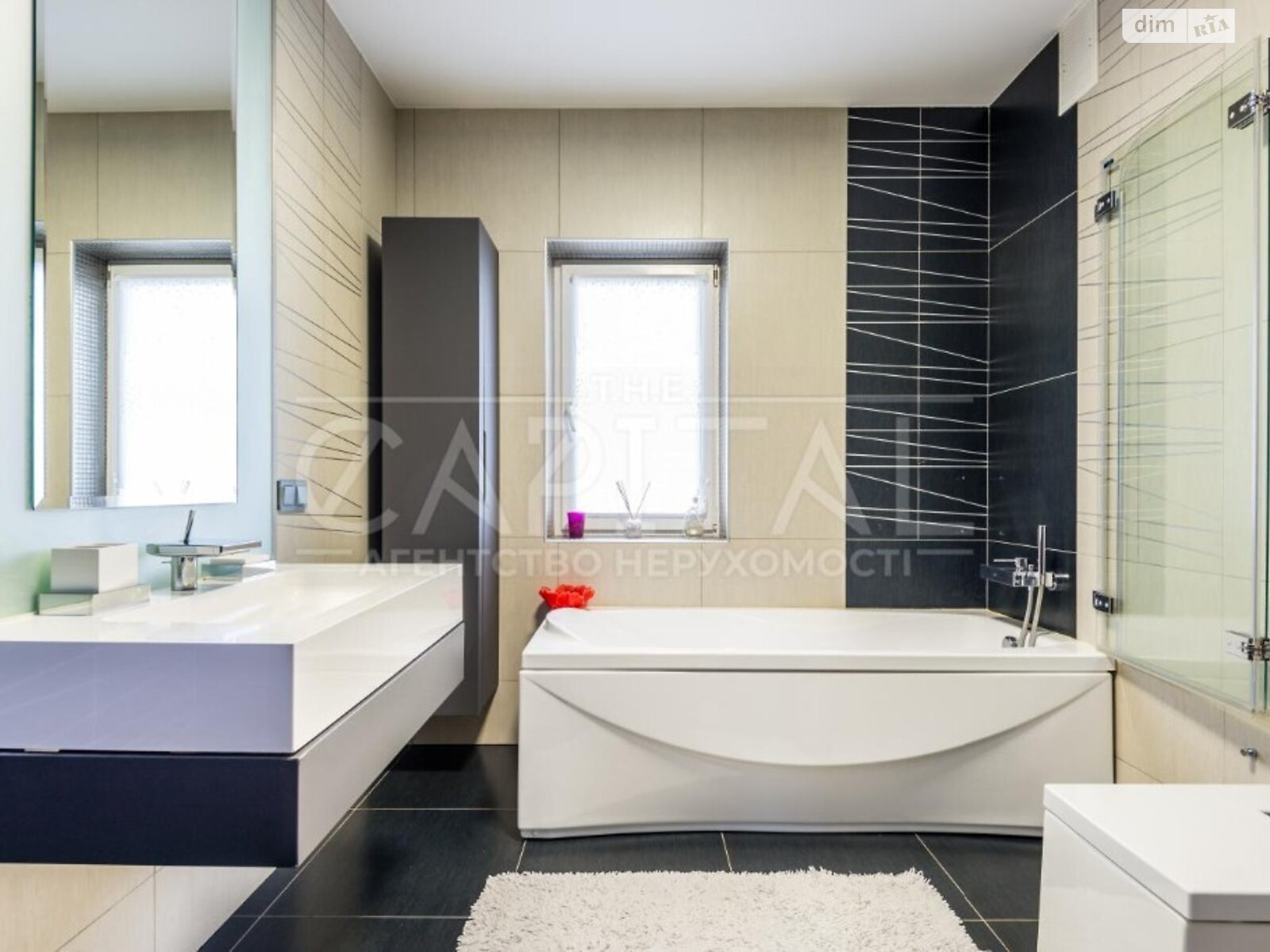 трехэтажный дом, 260 кв. м, кирпич. Продажа в Киеве район Дарницкий фото 1 трехэтажный дом, 260 кв. м, кирпич. Продажа в Киеве район Дарницкий фото 1