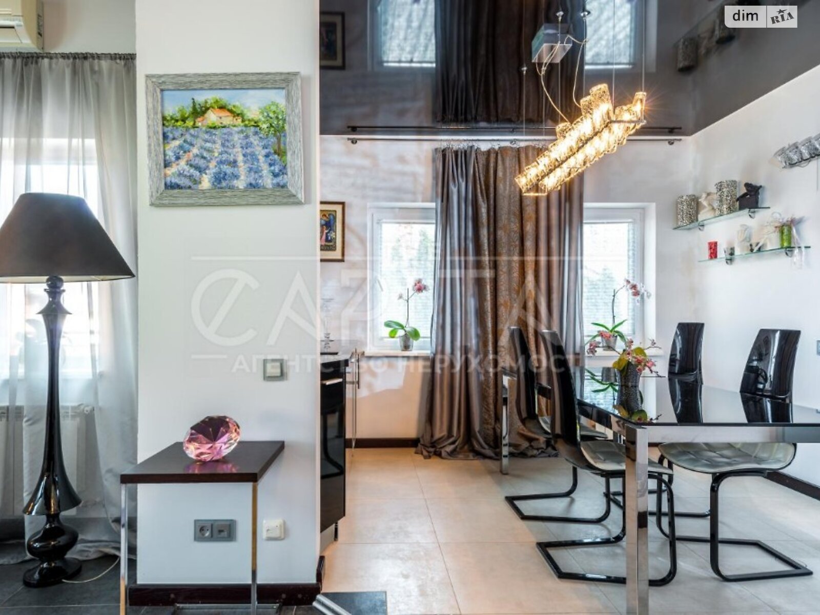 трехэтажный дом, 260 кв. м, кирпич. Продажа в Киеве район Дарницкий фото 1 трехэтажный дом, 260 кв. м, кирпич. Продажа в Киеве район Дарницкий фото 1
