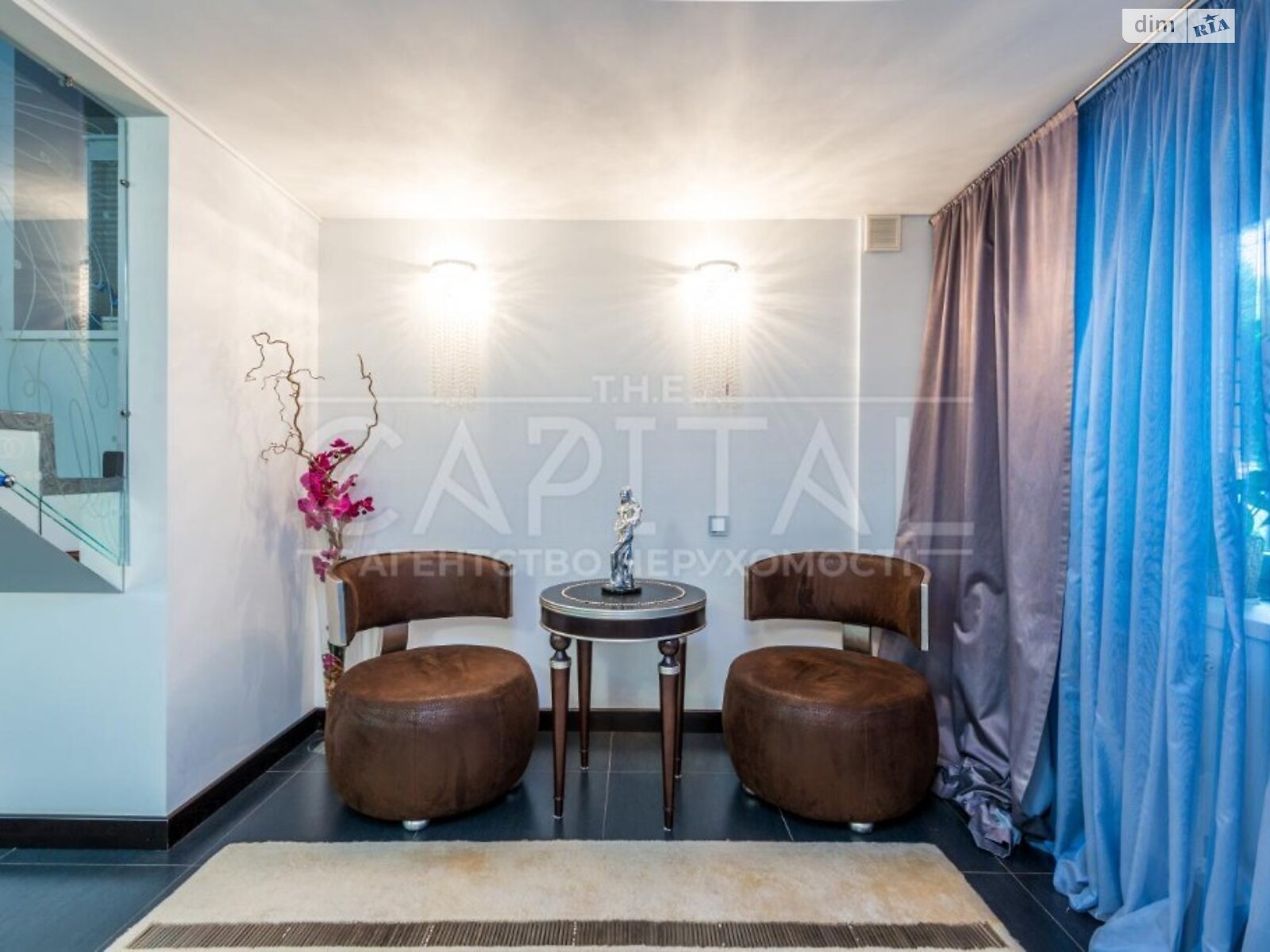 трехэтажный дом, 260 кв. м, кирпич. Продажа в Киеве район Дарницкий фото 1 трехэтажный дом, 260 кв. м, кирпич. Продажа в Киеве район Дарницкий фото 1