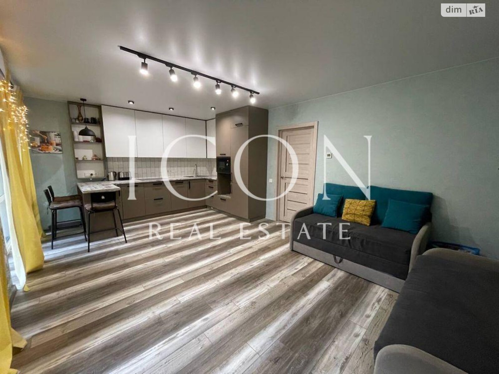 двухэтажный дом, 80 кв. м, кирпич. Продажа в Киеве район Дарницкий фото 1 двухэтажный дом, 80 кв. м, кирпич. Продажа в Киеве район Дарницкий фото 1