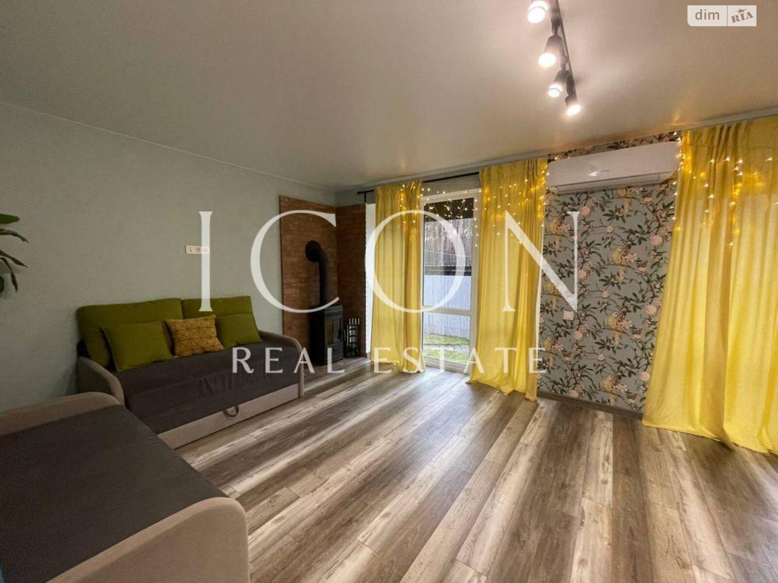 двухэтажный дом, 80 кв. м, кирпич. Продажа в Киеве район Дарницкий фото 1 двухэтажный дом, 80 кв. м, кирпич. Продажа в Киеве район Дарницкий фото 1