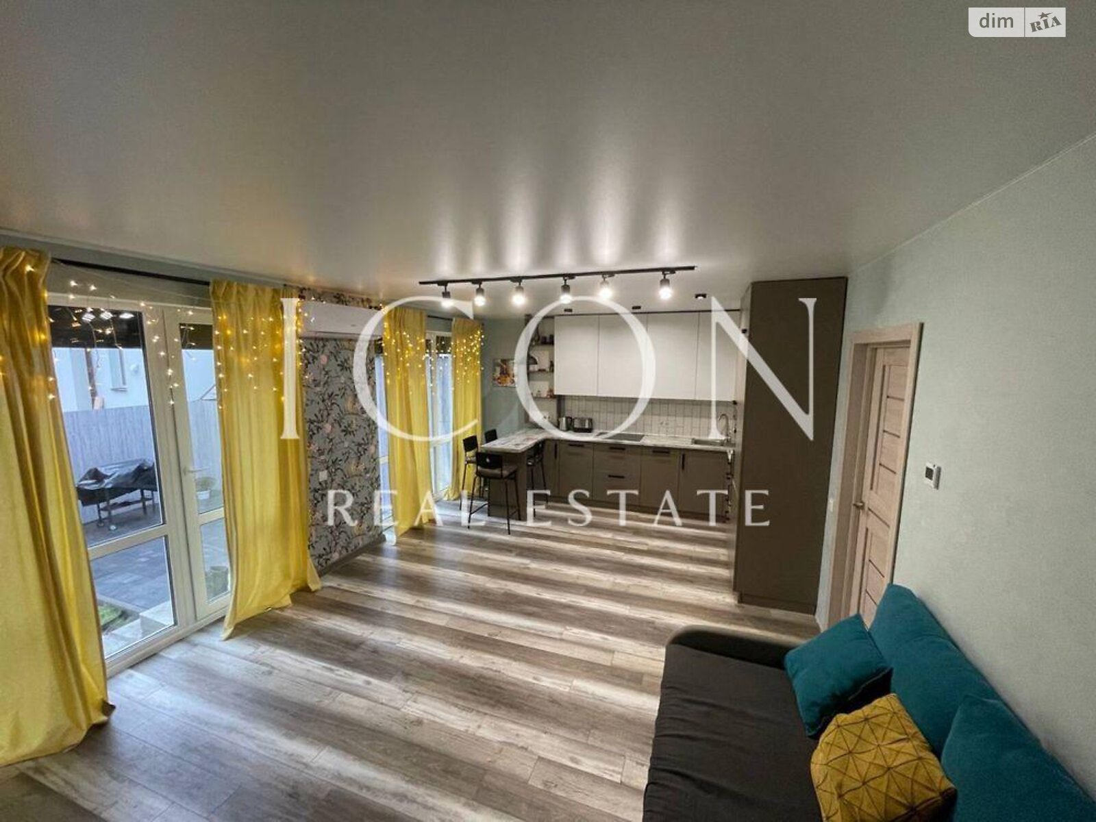 двухэтажный дом, 80 кв. м, кирпич. Продажа в Киеве район Дарницкий фото 1 двухэтажный дом, 80 кв. м, кирпич. Продажа в Киеве район Дарницкий фото 1