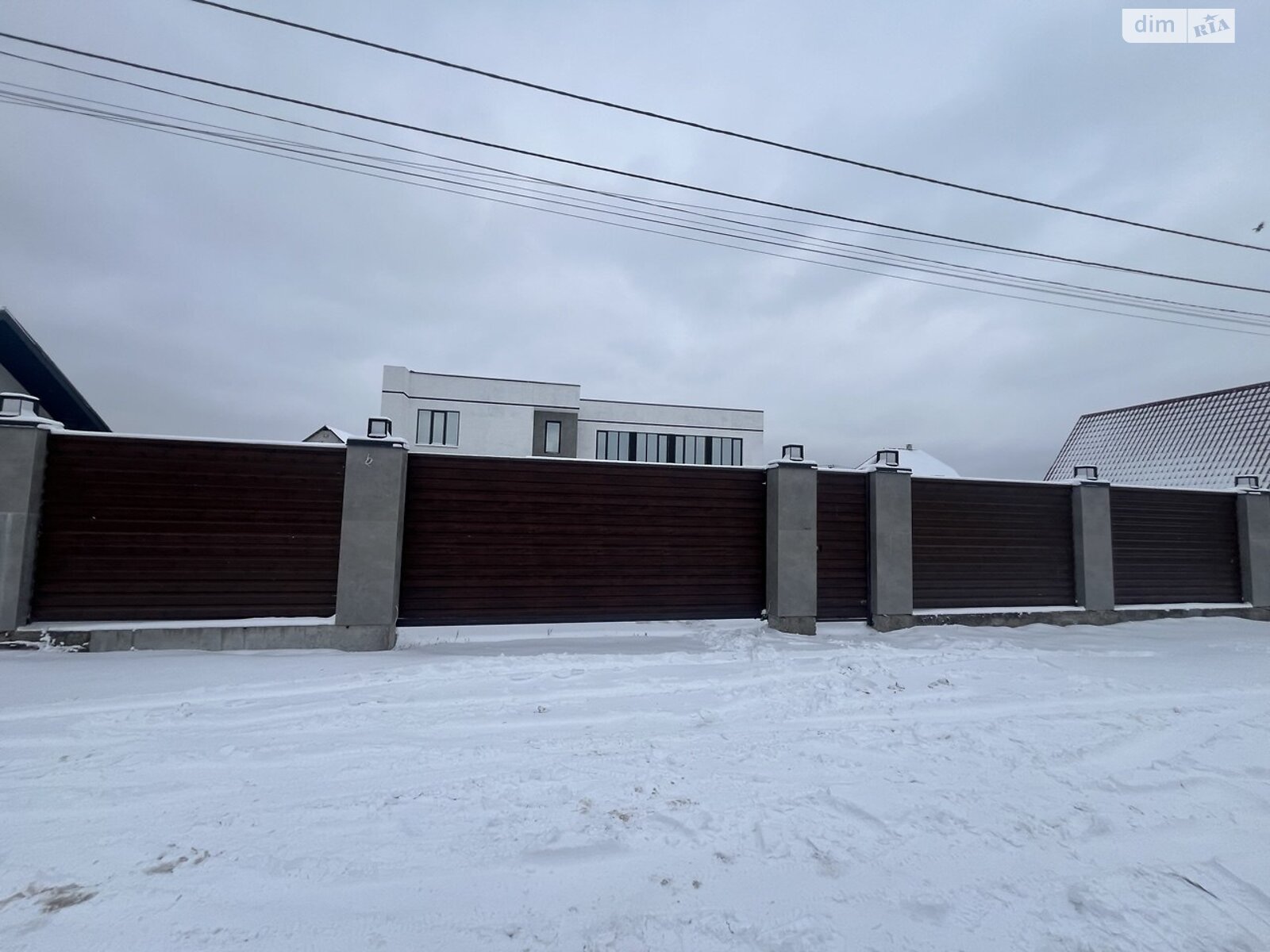 двухэтажный дом с верандой, 220 кв. м, кирпич. Продажа в Киеве район Дарницкий фото 1