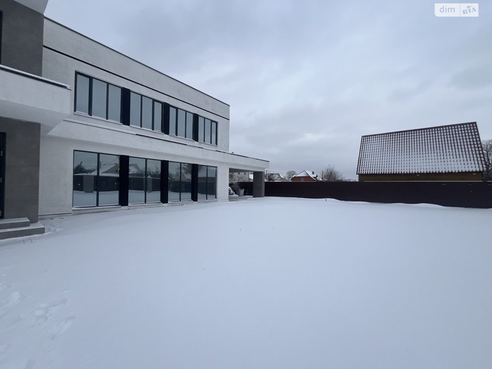 двухэтажный дом с верандой, 220 кв. м, кирпич. Продажа в Киеве район Дарницкий фото 1