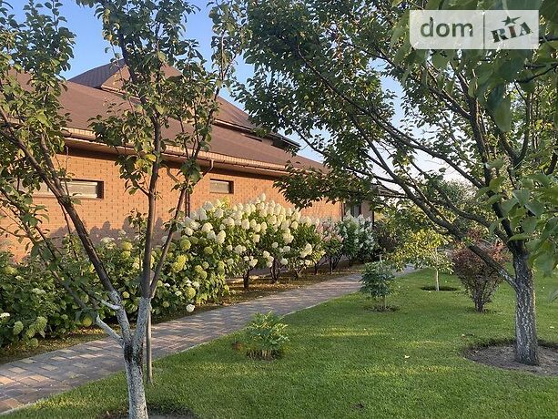 одноповерховий будинок з каміном, 370 кв. м, цегла. Продаж в Києві, район Дарницький Масив фото 1 одноповерховий будинок з каміном, 370 кв. м, цегла. Продаж в Києві, район Дарницький Масив фото 1
