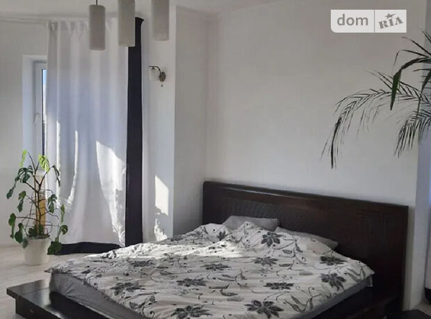 трехэтажный дом, 270 кв. м, кирпич. Продажа в Киеве район Дарницкий фото 1 трехэтажный дом, 270 кв. м, кирпич. Продажа в Киеве район Дарницкий фото 1