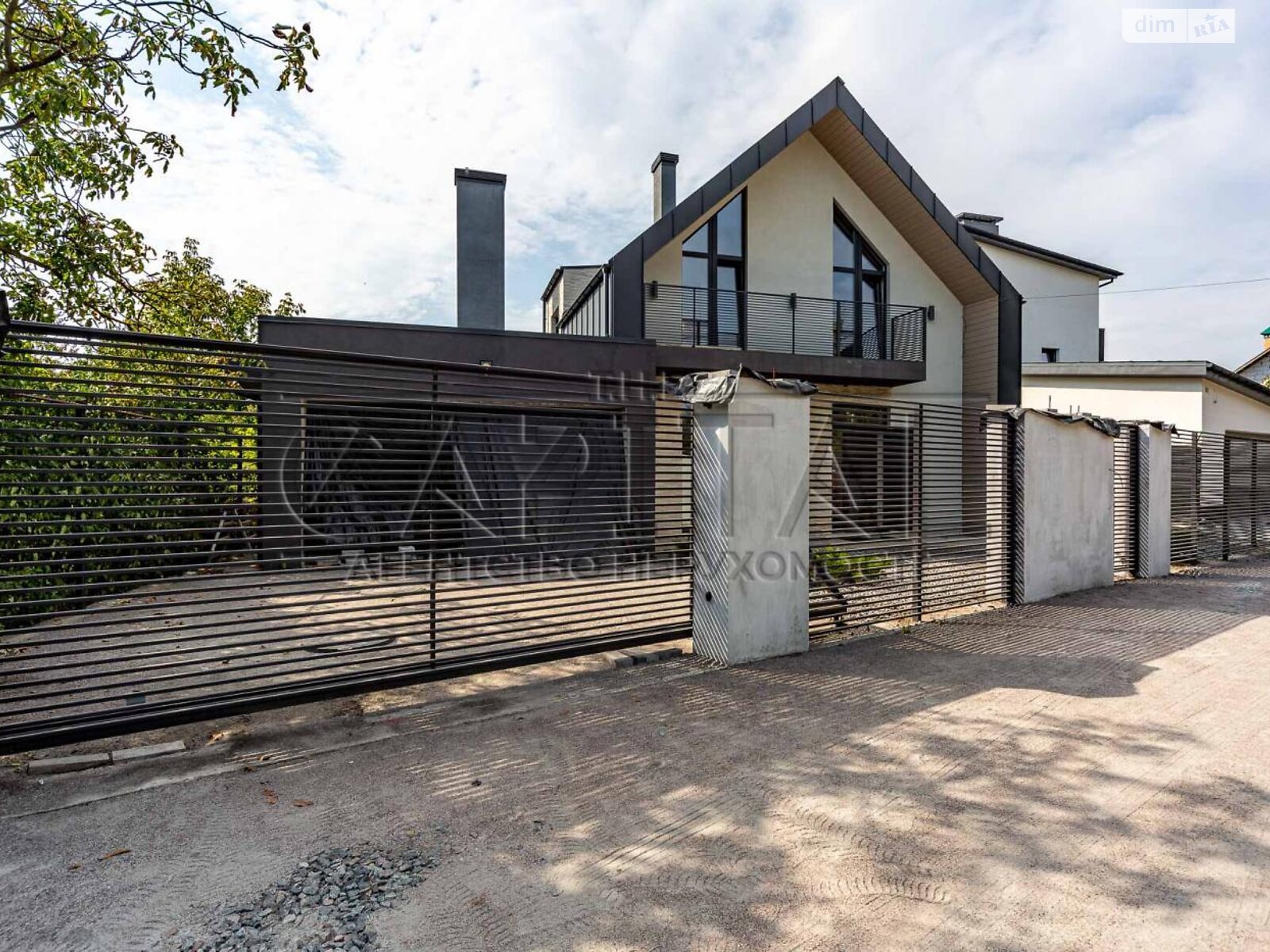 двоповерховий будинок з ремонтом, 198 кв. м, кирпич. Продаж в Києві, район Дарницький фото 1 двоповерховий будинок з ремонтом, 198 кв. м, кирпич. Продаж в Києві, район Дарницький фото 1